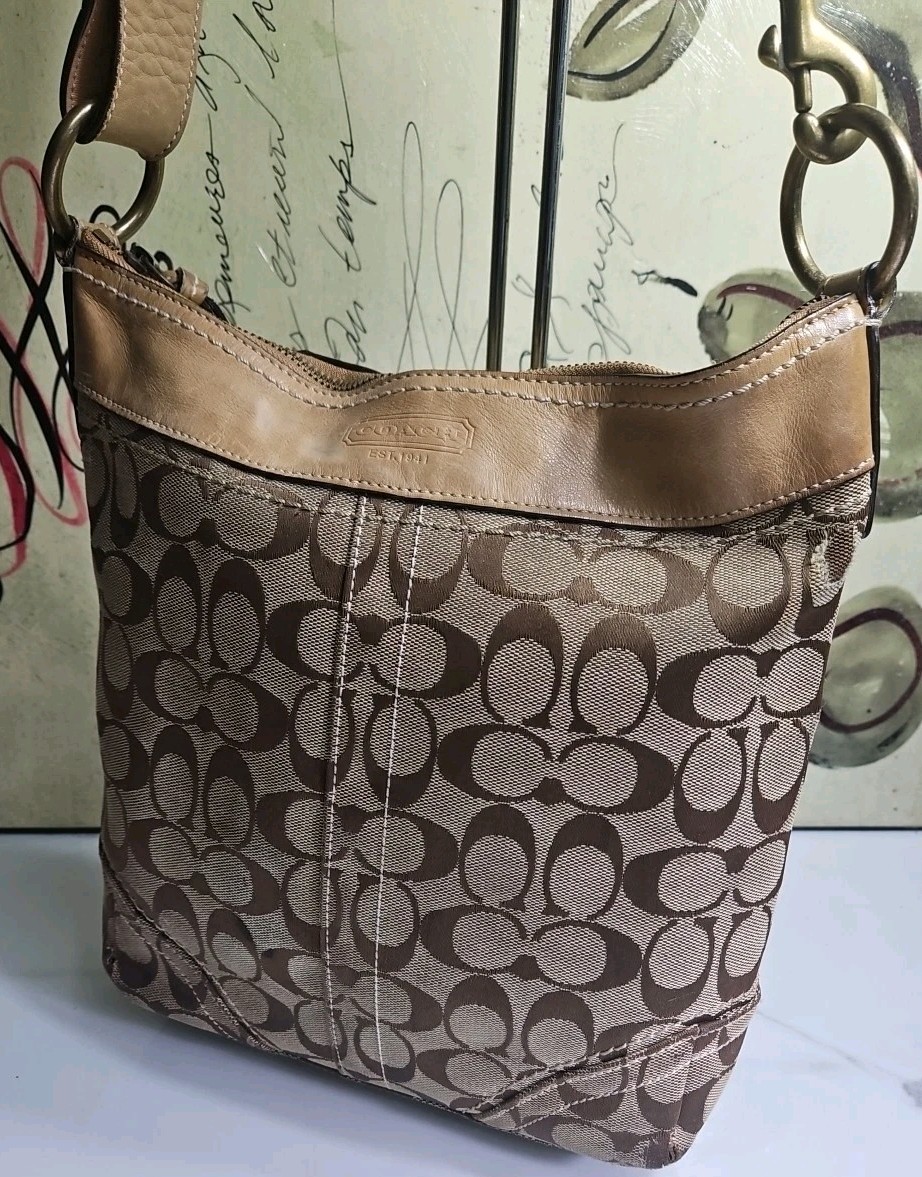 Coach #10403 Signature Canvas CC Monogram Hobo Shoulderbag 10.5x10x2 Coach #10403 Signature Canvas CC Monogram Hobo Shoulderbag 10.5x10x2