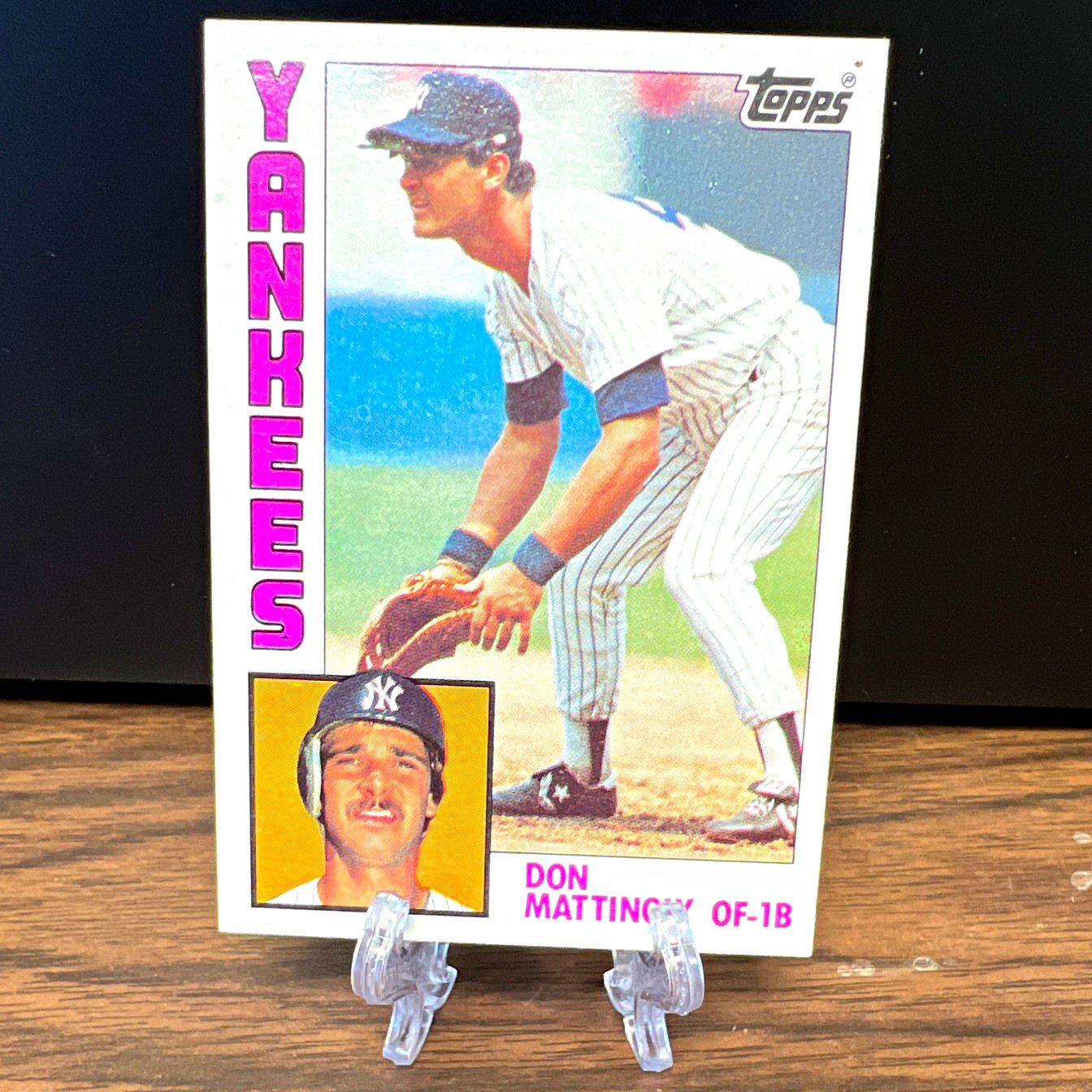 Topps 1984 Topps Don Mattingly New York Yankees #8 Baseball Trading Card Topps 1984 Topps Don Mattingly New York Yankees #8 Baseball Trading Card