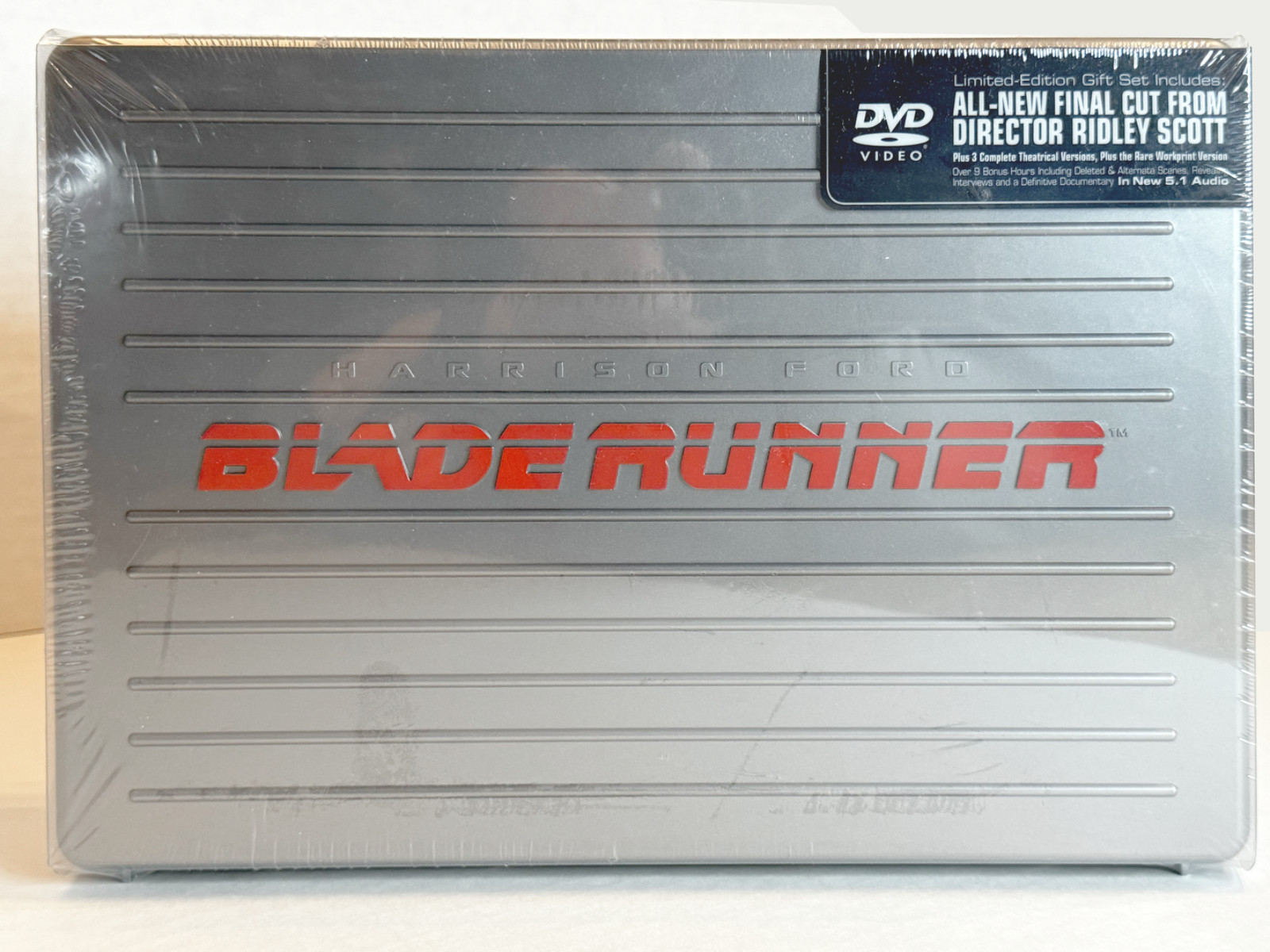 BLADE RUNNER Ultimate Collectors Edition DVD Briefcase - FACTORY SEALED OOP