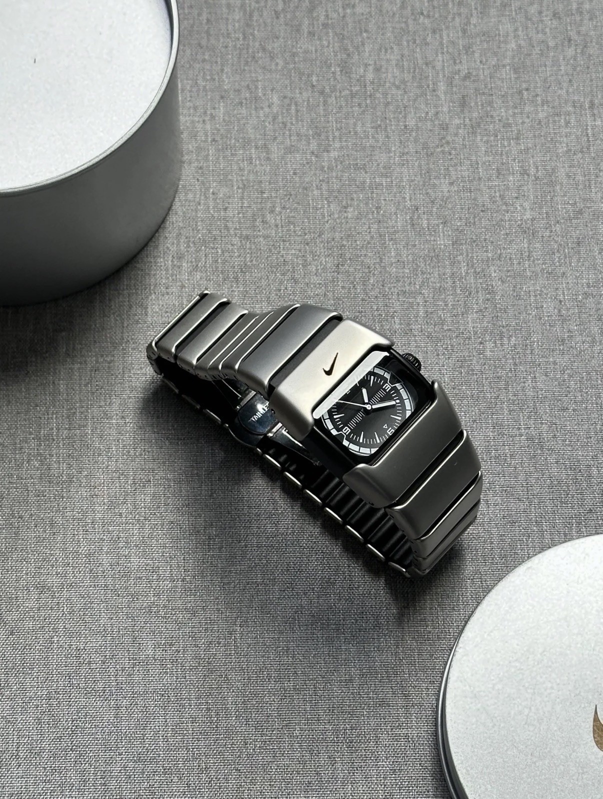 Nike D-Line Satin Silver Analogue Watch with White Dial