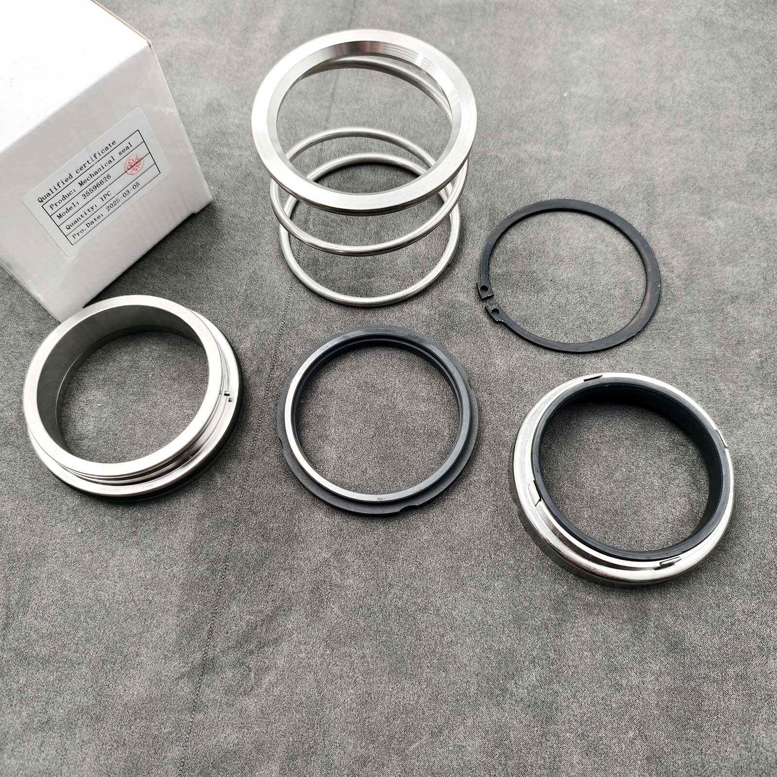 1pcs Oil Shaft Seal for Ingersoll Rand Portable Compressor 35596626