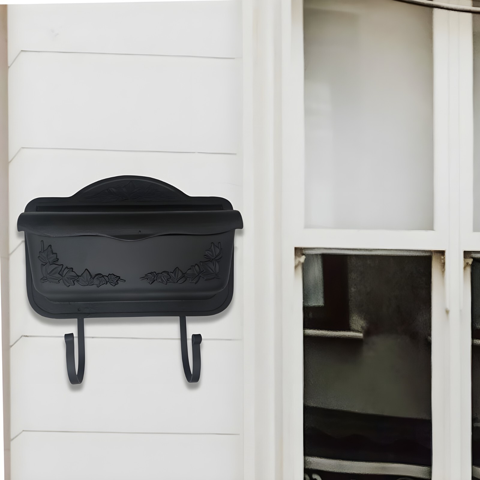 Aluminum Wall Mount Vintage Style Black Finish Post Box with Flower Embossing Aluminum Wall Mount Vintage Style Black Finish Post Box with Flower Embossing