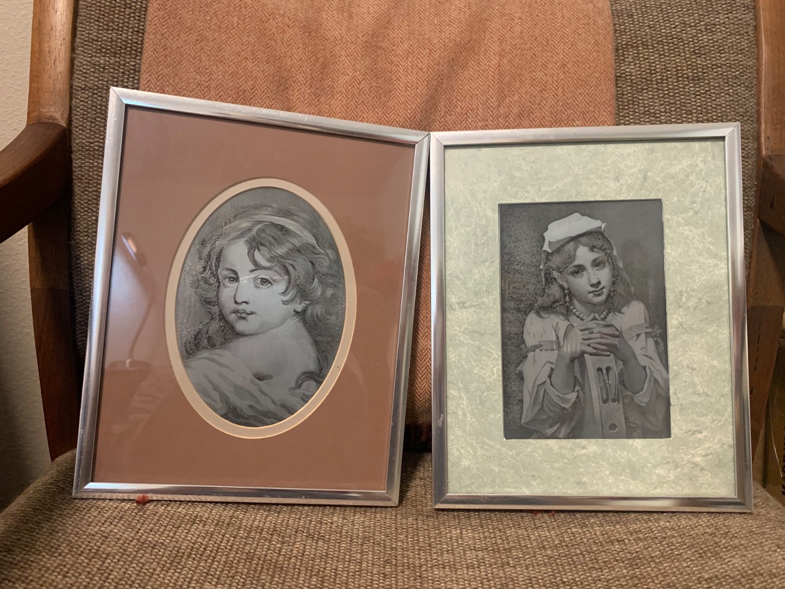 VTG SET OF METAL ETCHING LITO FRAMED LADIES MATTED WITH VTG METAL FRAMES VTG SET OF METAL ETCHING LITO FRAMED LADIES MATTED WITH VTG METAL FRAMES