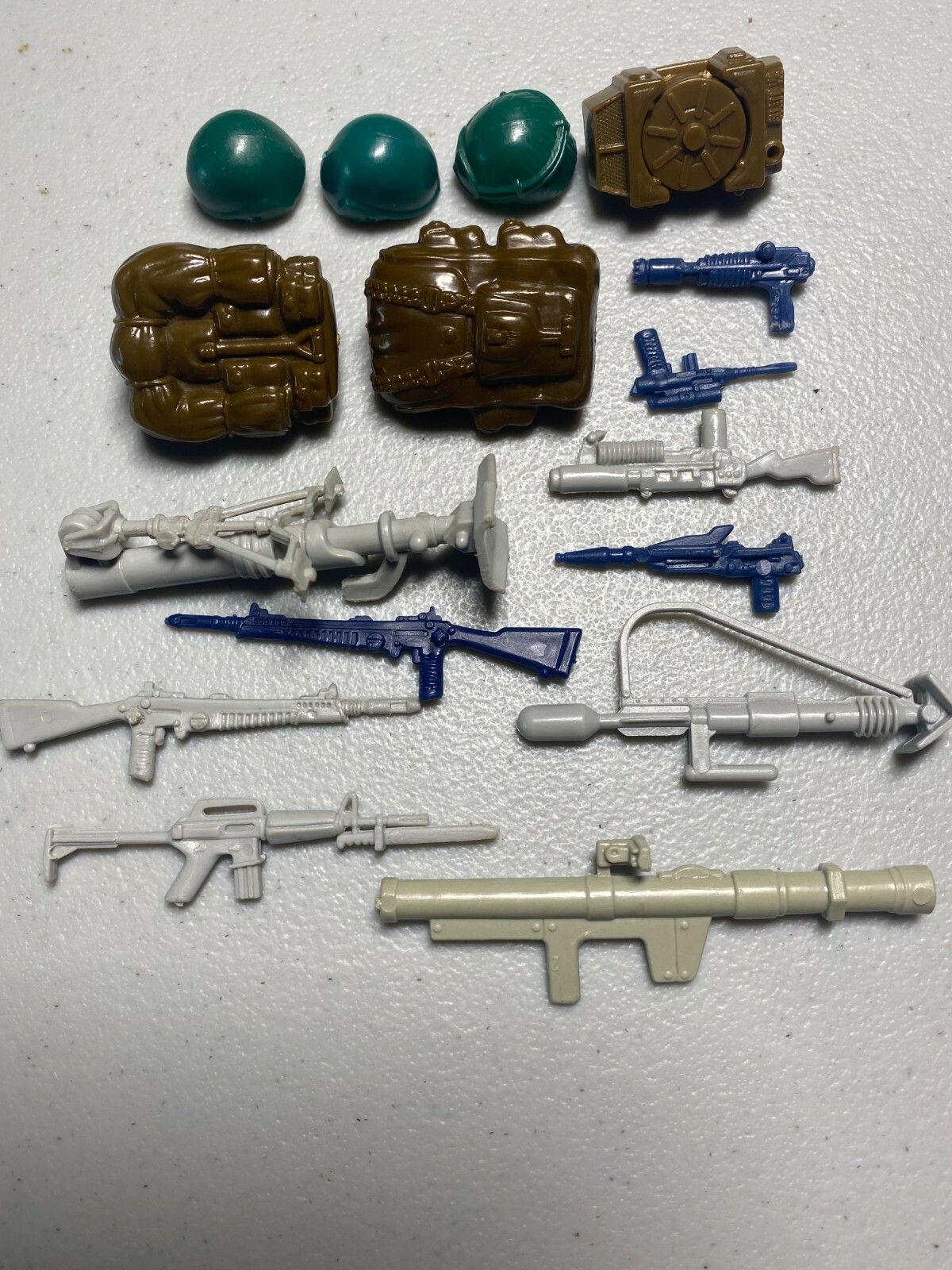 Accessory Pack Battle Gear Vintage Hasbro GI Joe 1984 Part Lot Accessory Pack Battle Gear Vintage Hasbro GI Joe 1984 Part Lot