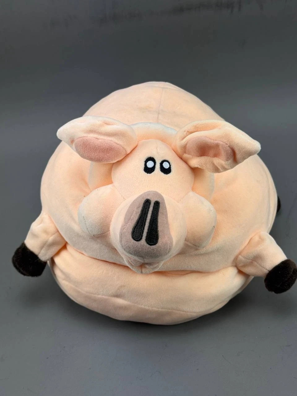 Supercell Limited Edition Hay Day Pig Plush Reserved for Creators Rare Supercell Limited Edition Hay Day Pig Plush Reserved for Creators Rare