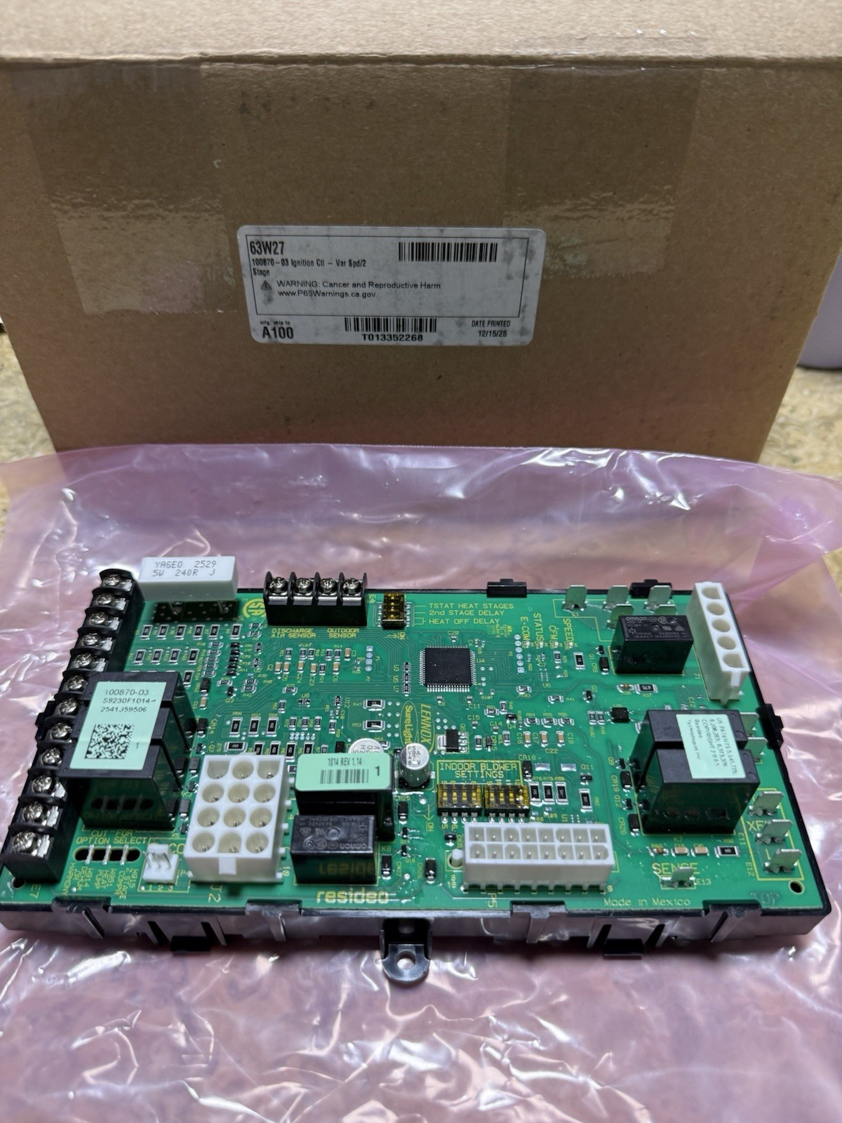 Lennox 100870-03 63W27 OEM Furnace Control Board New Open Box Lennox 100870-03 63W27 OEM Furnace Control Board New Open Box