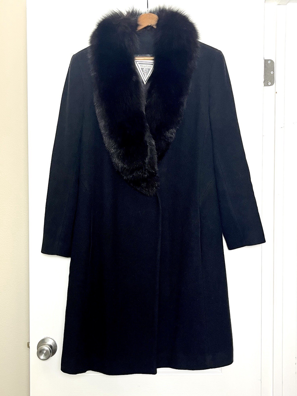 Vintage Marvin Richards 100% Lambswool Long Coat Size 14 Fur Collar Black Lined Vintage Marvin Richards 100% Lambswool Long Coat Size 14 Fur Collar Black Lined