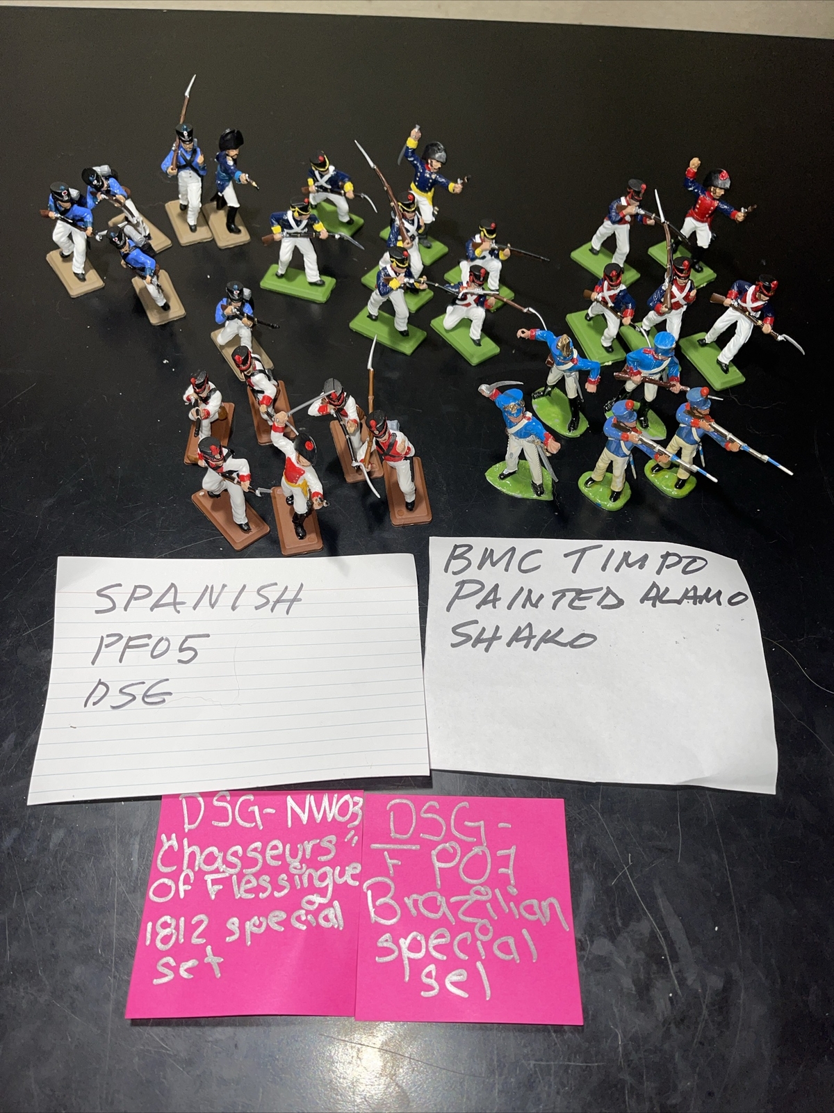 DSG ÁLAMO MEXICAN INFANTRY 54mm PAINTED PLASTIC- Uniform Color Vary