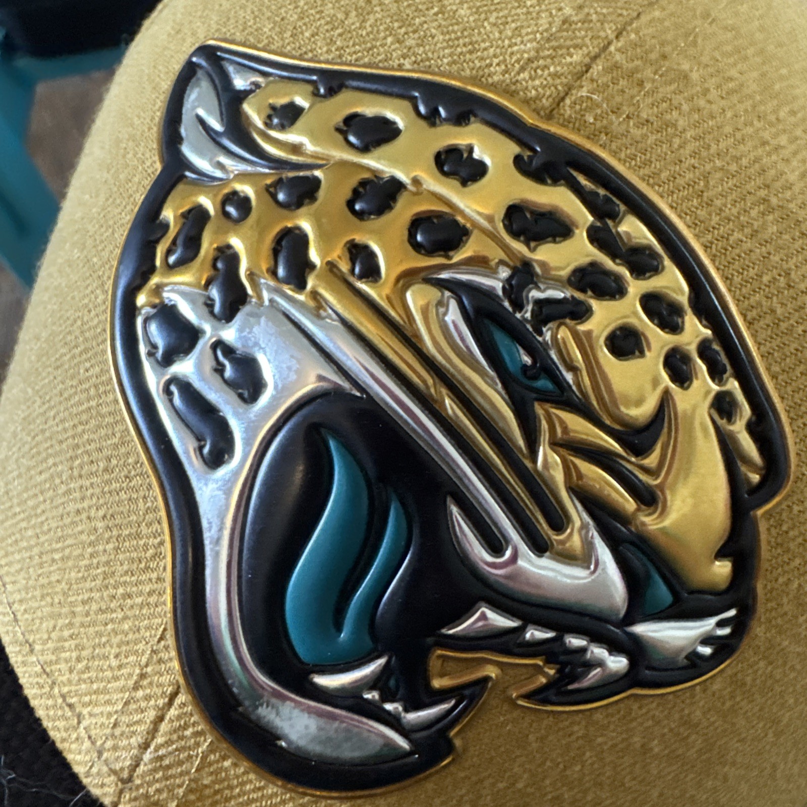 New Era Jacksonville Jaguars NFL 59FIFTY Fitted Cap Hat Size 7 Gold/Black New Era Jacksonville Jaguars NFL 59FIFTY Fitted Cap Hat Size 7 Gold/Black