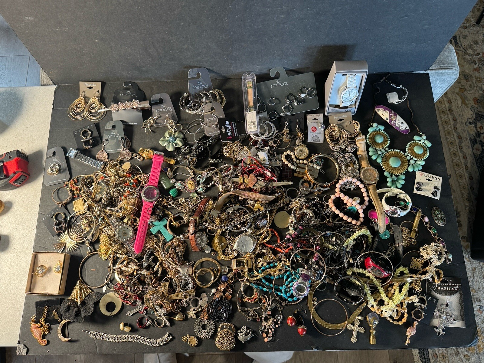 Huge Vintage Jewelry & Watch Lot: Marvella Trifari Monet Earrings Bracelets 10lb Huge Vintage Jewelry & Watch Lot: Marvella Trifari Monet Earrings Bracelets 10lb
