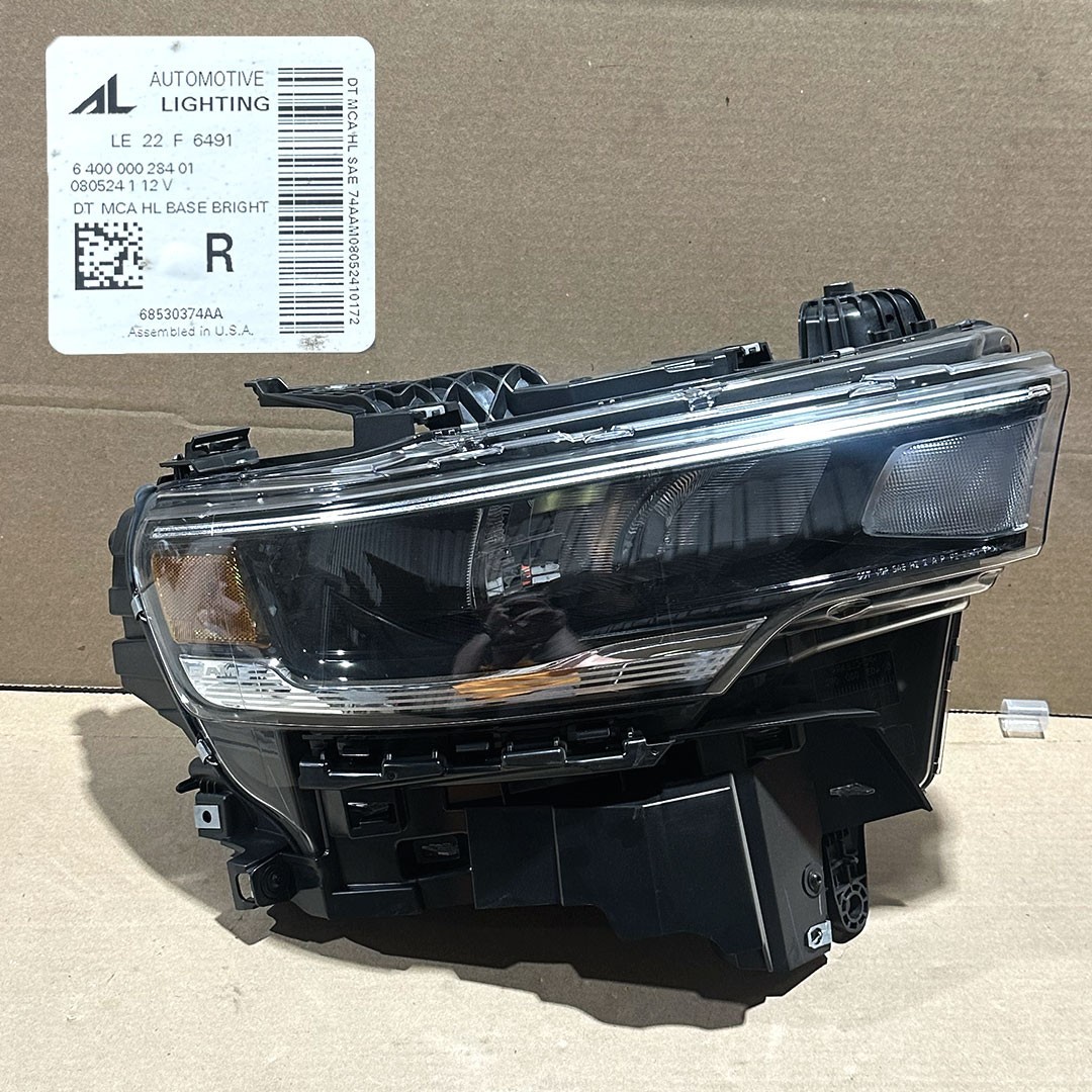NEW OEM 2025-2027 Dodge RAM 1500 Right Side Headlight Assembly 68666440AA NEW OEM 2025-2027 Dodge RAM 1500 Right Side Headlight Assembly 68666440AA