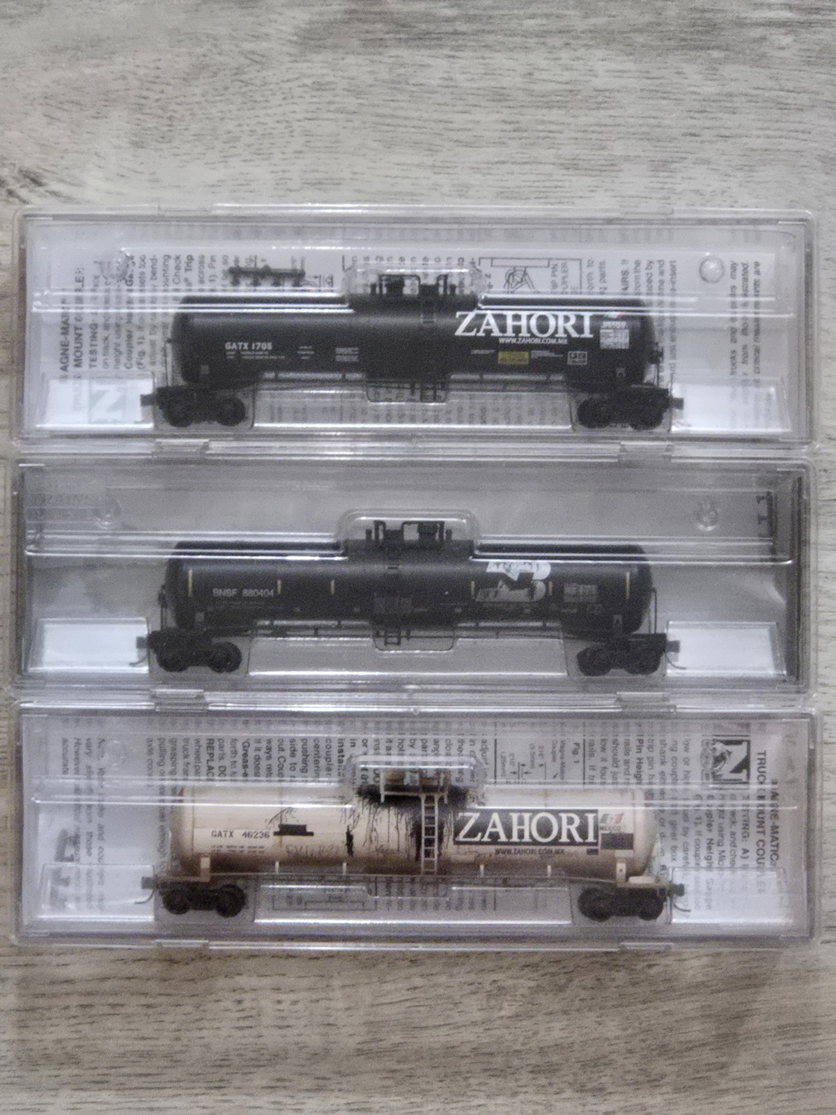 Micro-Trains N-Scale 56\' Tank Car Random (3) Car Set #14 Micro-Trains N-Scale 56\' Tank Car Random (3) Car Set #14