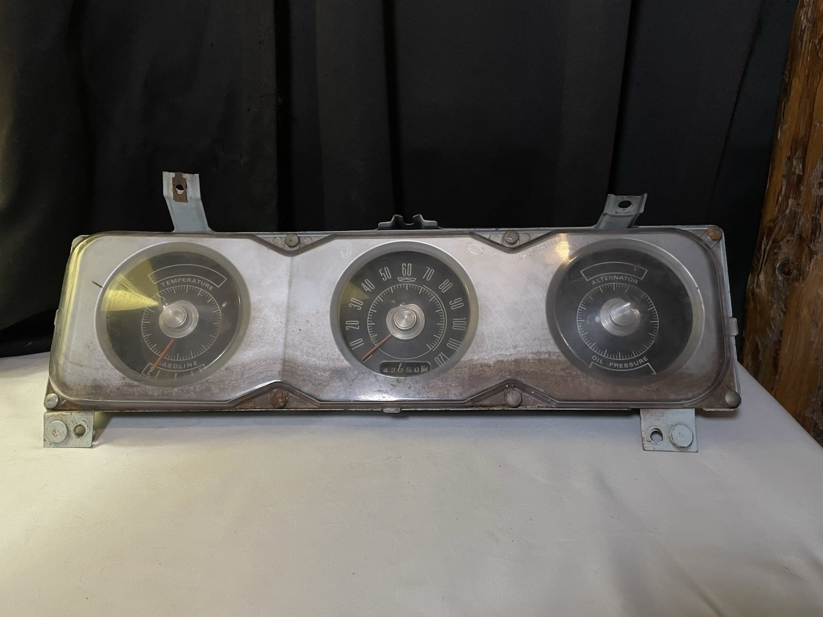 VINTAGE 1968 1969 FORD TORINO FAIRLANE Dash Gauge Cluster Speedometer 68 69 VINTAGE 1968 1969 FORD TORINO FAIRLANE Dash Gauge Cluster Speedometer 68 69