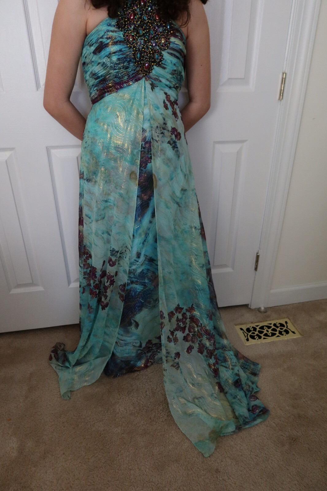 JOVANI BEADED FORMAL PROM  EVENING GOWN DRESS SIZE 4 STUNNING DETAILS