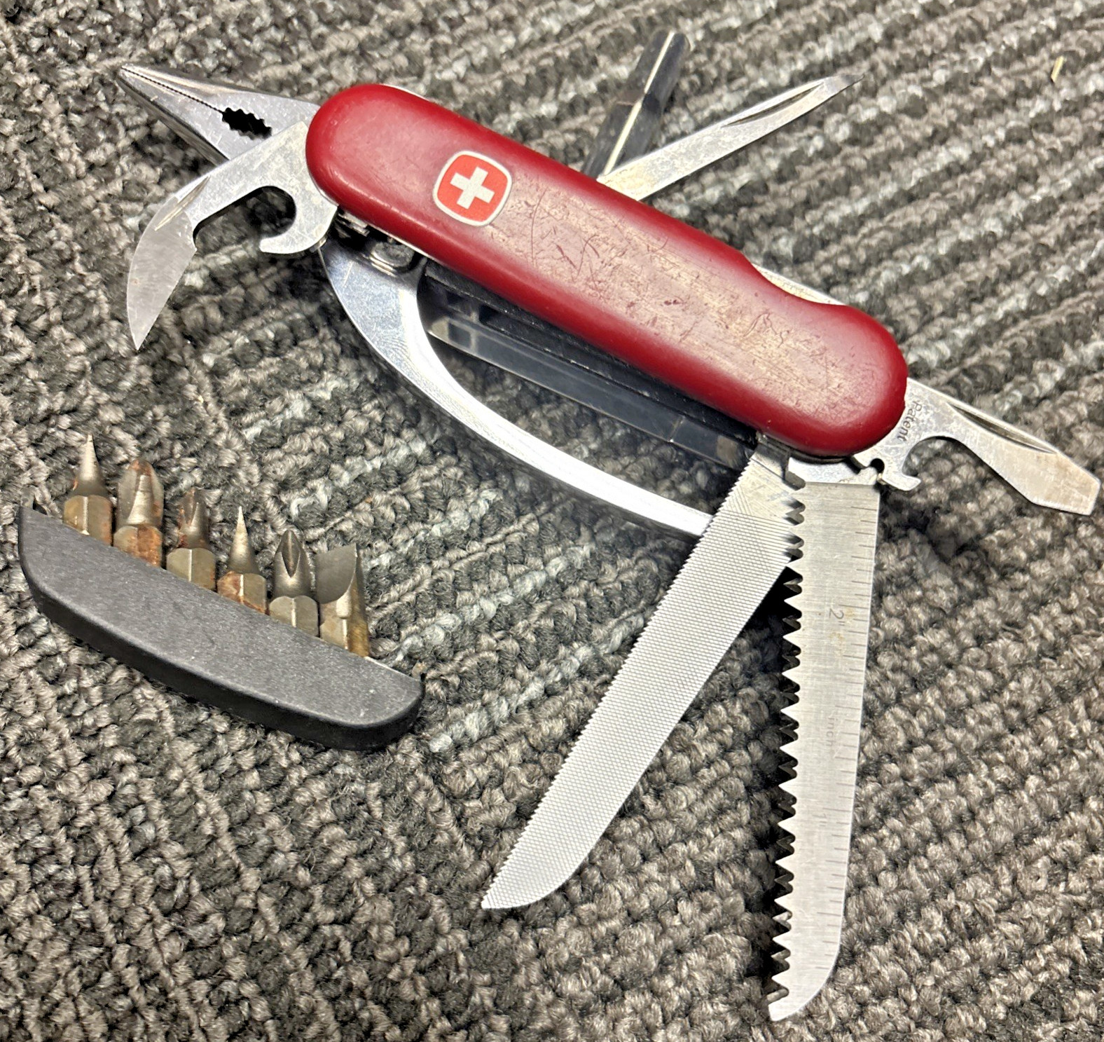 Wenger Pocket Grip Multi Tool With Pliers Swiss Army Knife Rare Vintage Wenger Pocket Grip Multi Tool With Pliers Swiss Army Knife Rare Vintage