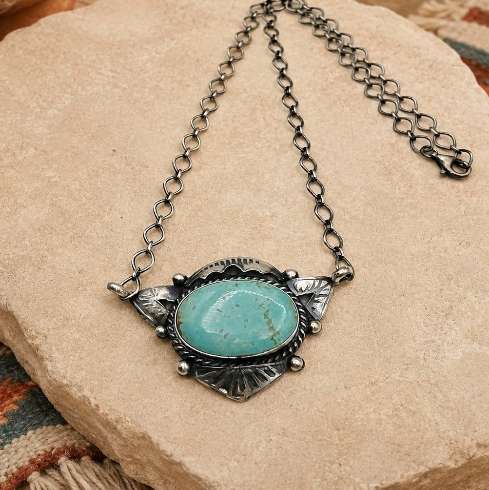 Kingman Turquoise Navajo Signed 925 Sterling Southwestern Statement Necklace 18\