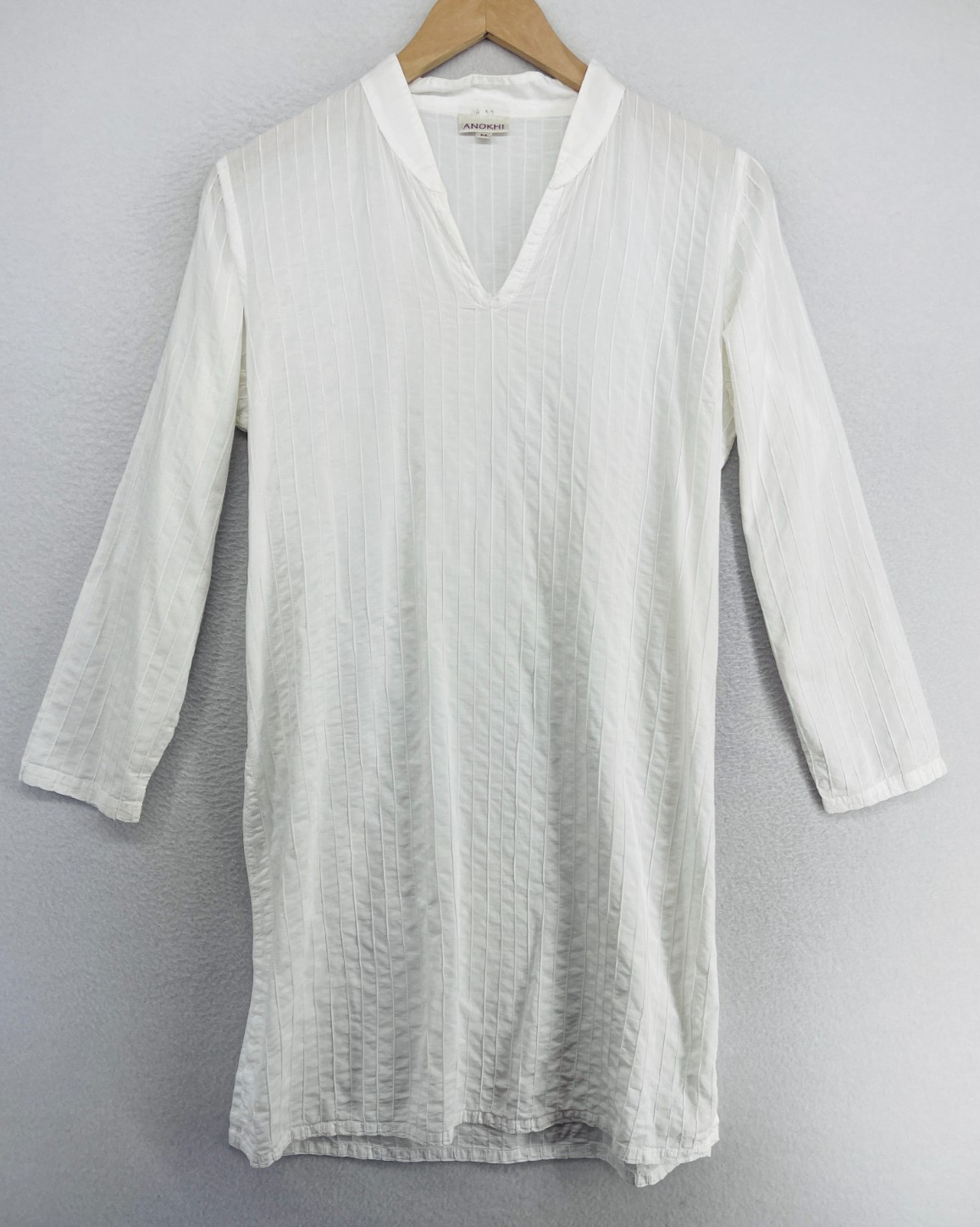 ANOKHI Top M Longline Tunic Pintuck V-Neck Long Sleeve Side Slit Cotton White