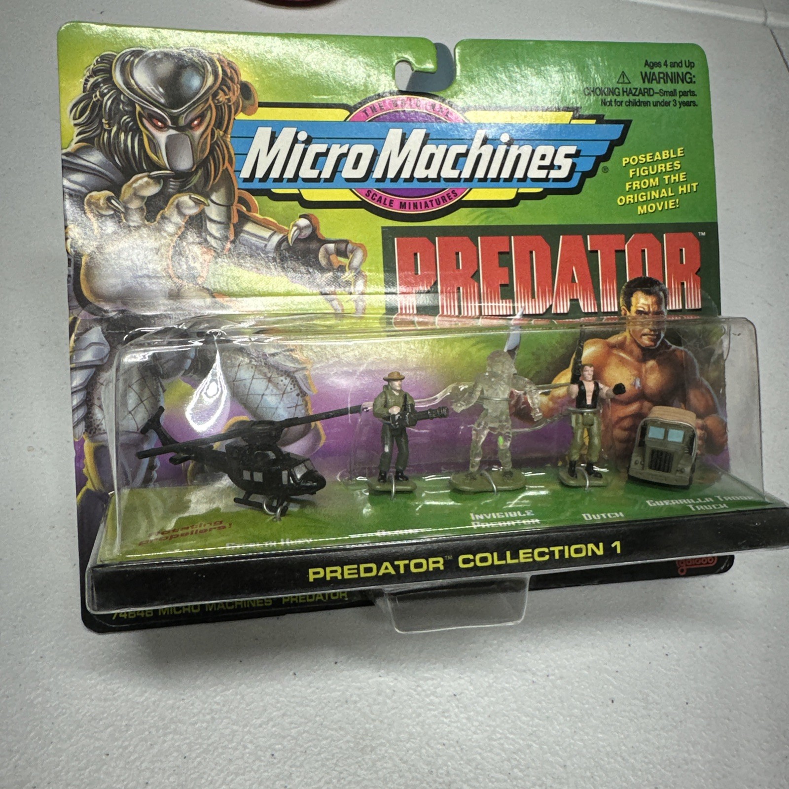 MicroMachines Predator Collection 1 - 1996 New Sealed Galoob Vintage With Dent