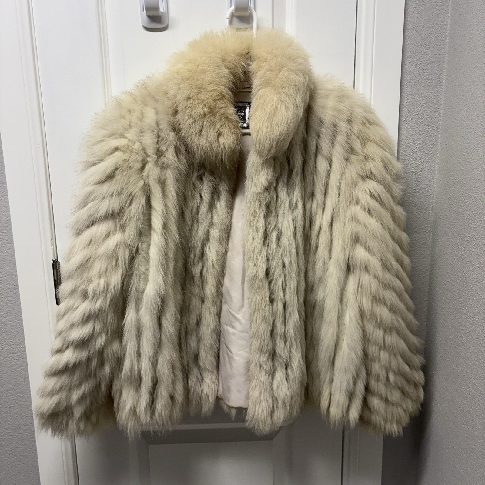 Vintage SAGA FOX Real Genuine Fox Fur Coat Beige Off White Jacket Size L READ Vintage SAGA FOX Real Genuine Fox Fur Coat Beige Off White Jacket Size L READ