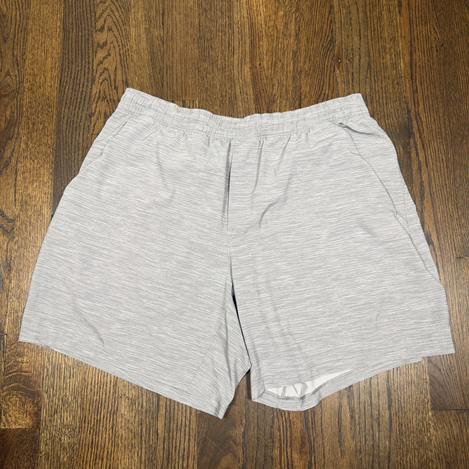 Lululemon Men\'s Pace Breaker Unlined Athletic Shorts 7\ Lululemon Men\'s Pace Breaker Unlined Athletic Shorts 7\