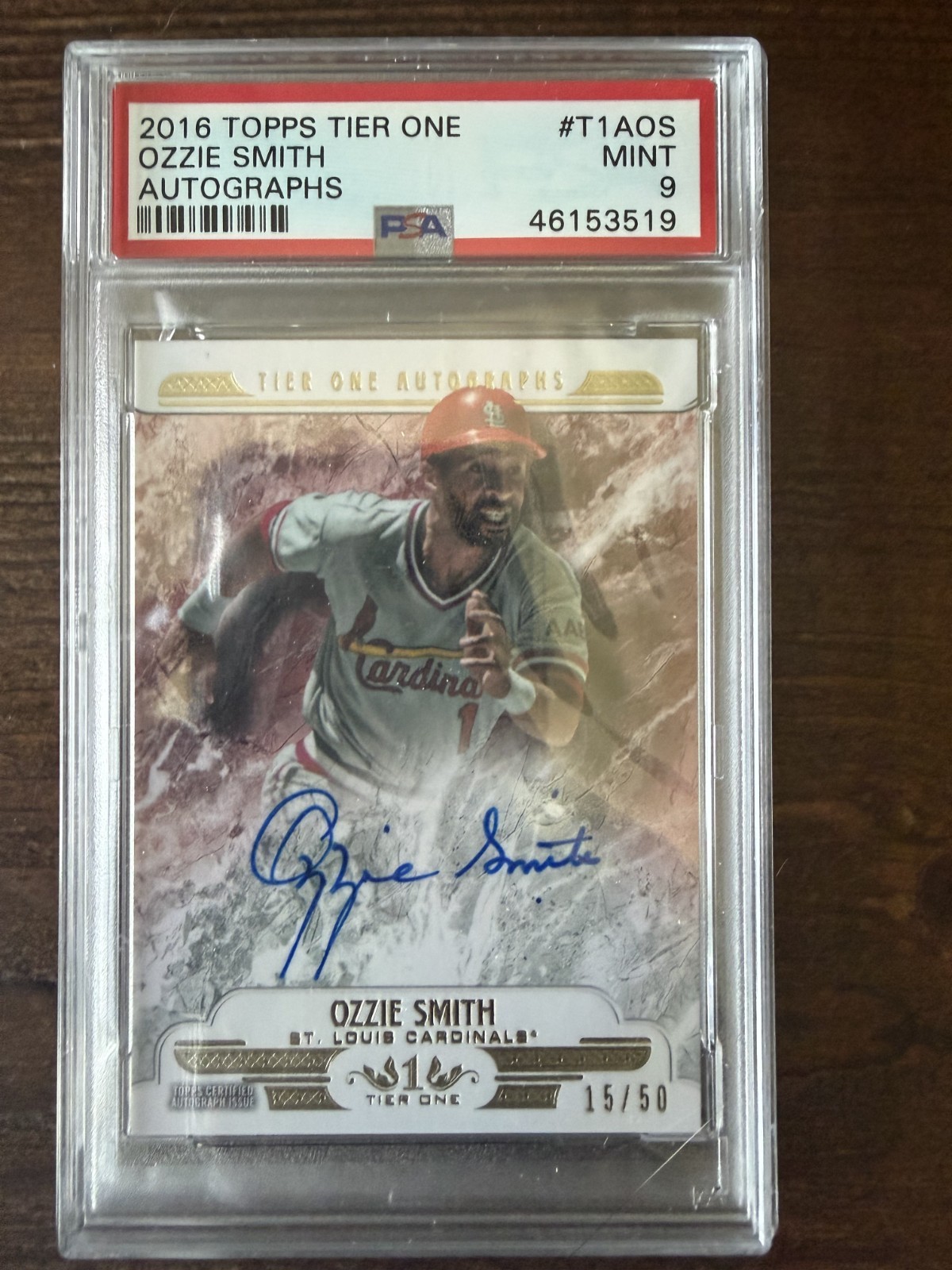 2016 Topps Tier One - Autographs Ozzie Smith #T1A-OS /50 (AU) 2016 Topps Tier One - Autographs Ozzie Smith #T1A-OS /50 (AU)