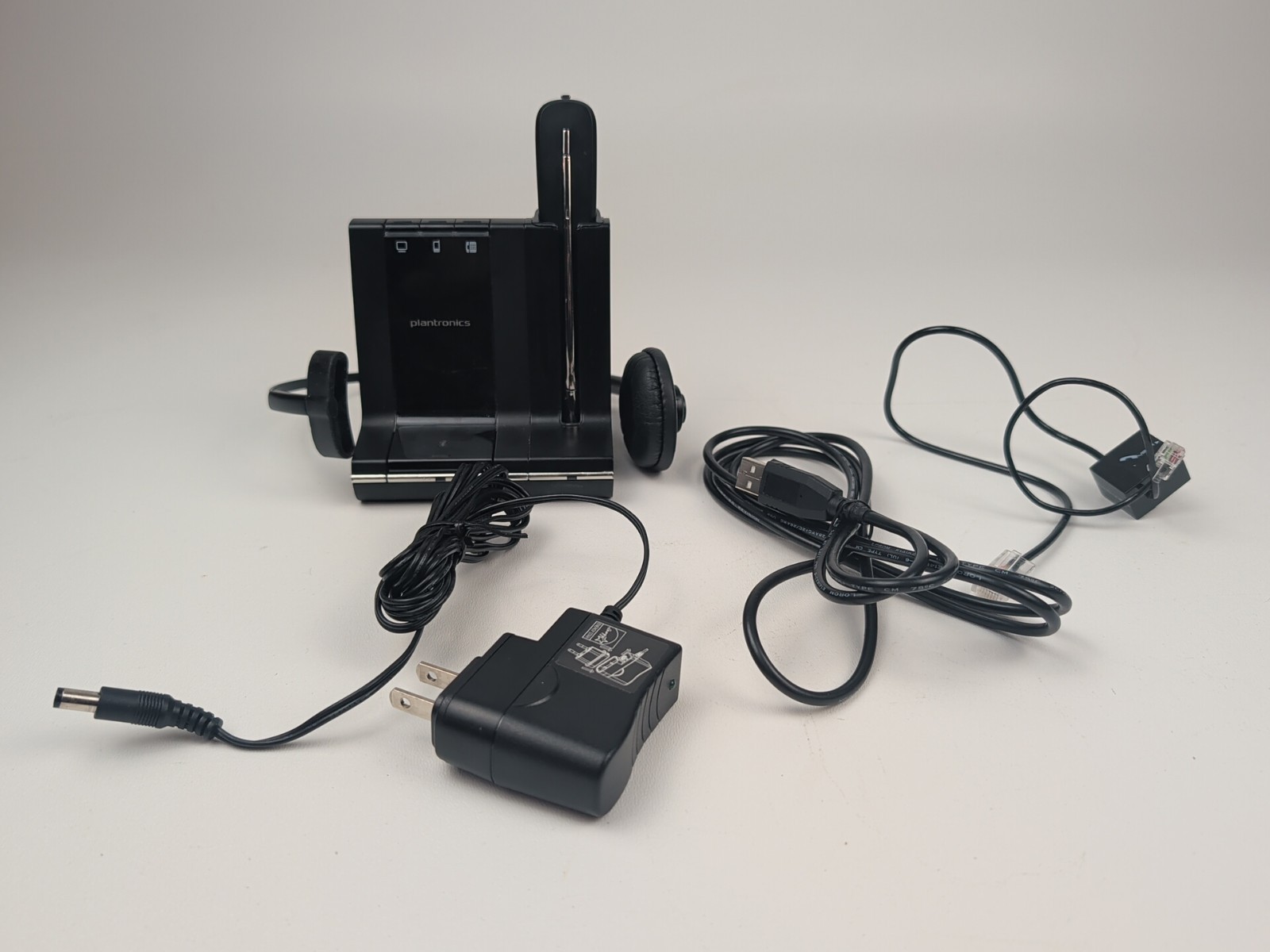 Plantronics SAVI W740 Convertible Wireless DECT Headset System w/ Power adapter