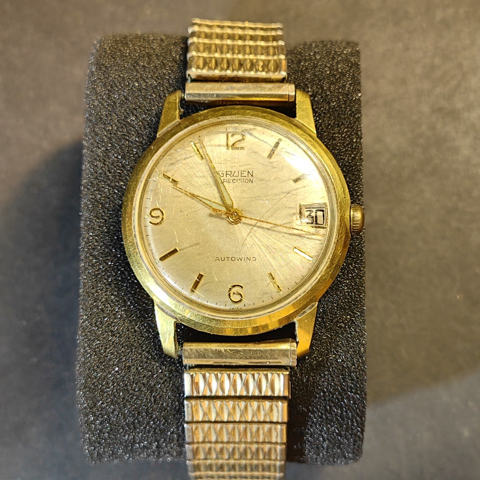 Vintage Gruen Precision Autowind Daye Watch Swiss Working White Dial Gold Tone Vintage Gruen Precision Autowind Daye Watch Swiss Working White Dial Gold Tone