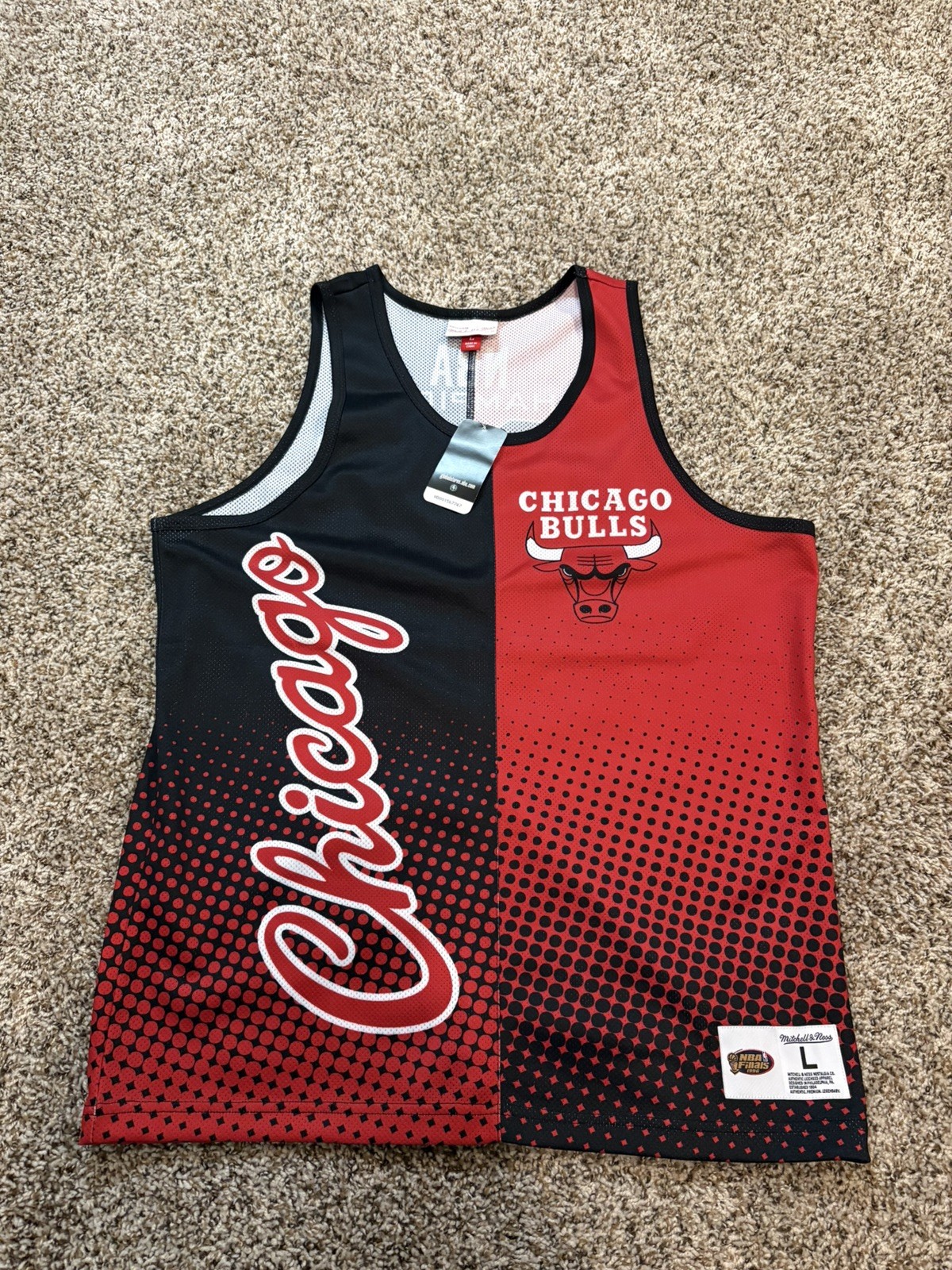 Mitchell & Ness 1996 NBA Finals  Chicago Bulls Basketball Jersey (Men’s L; NWT)
