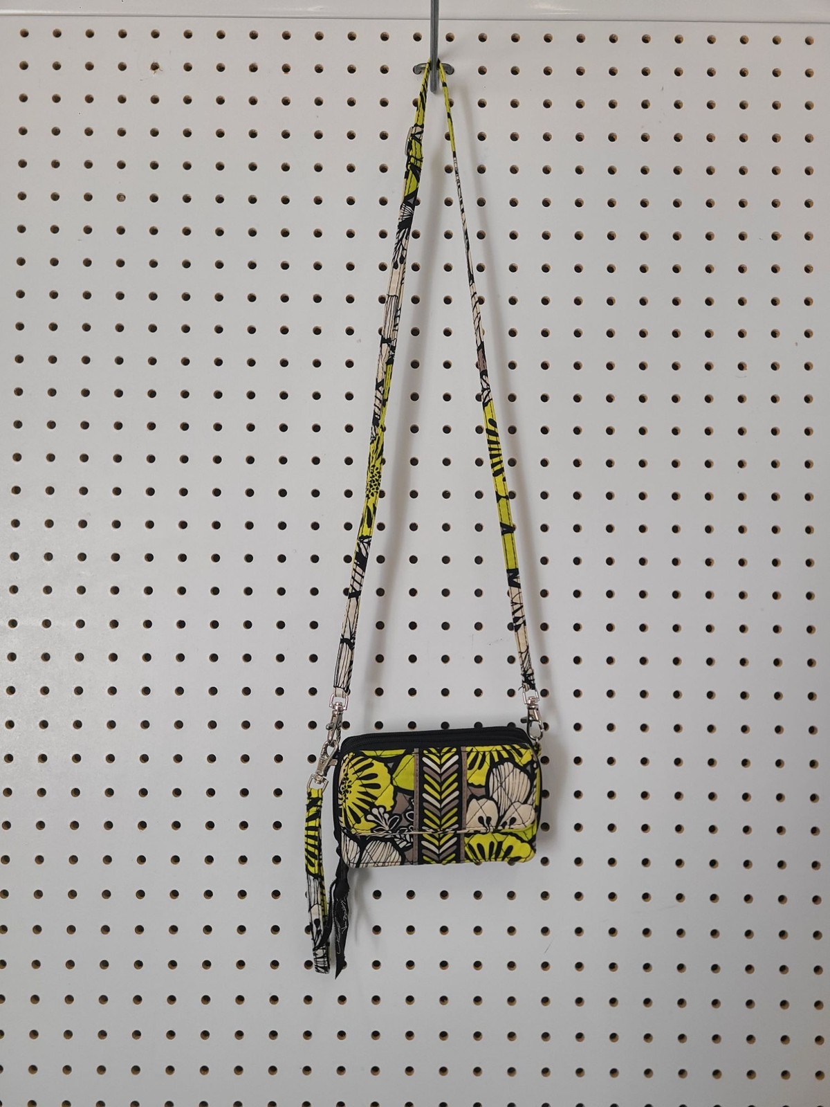 Vera Bradley Floral Crossbody Wallet Bag With Adjustable Strap & Multiple Zipper