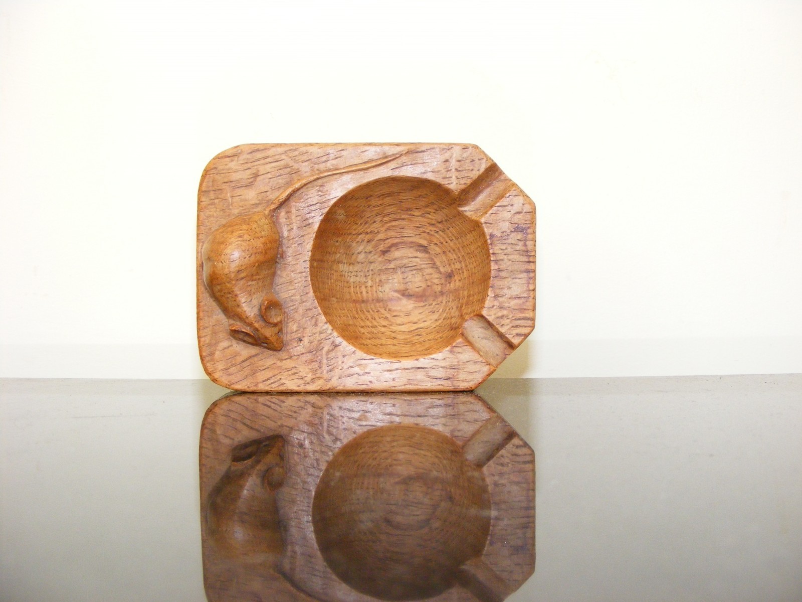 Vintage Robert  (  Mouseman  )  Thompson Oak Carved Ash / Pin Tray  ( critter )