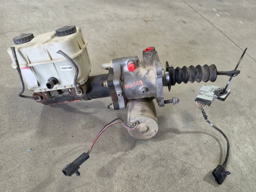 USED *CORE* KBX Hydro Max 2772114 Power Brake Booster 2005 GMC C5500