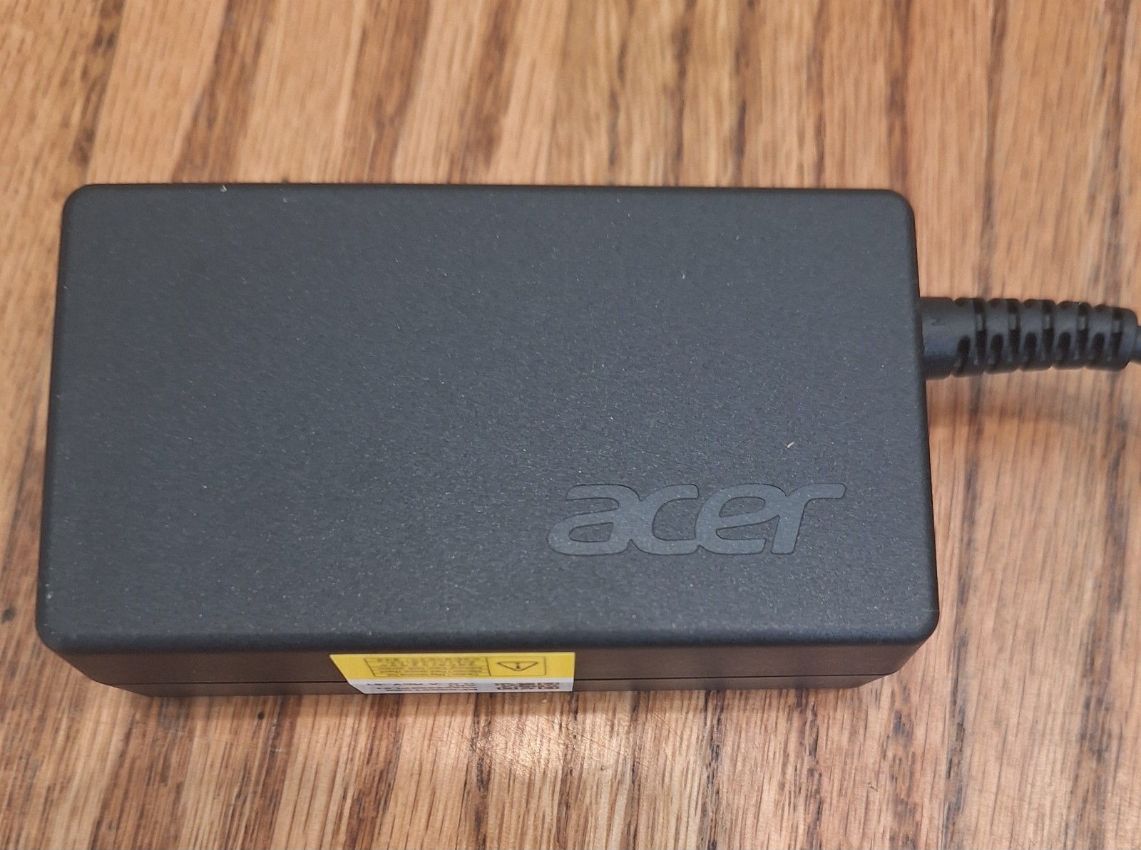 ACER AC ADAPTER 65W 19V 3.25A ADP-65KE-DGRADE A