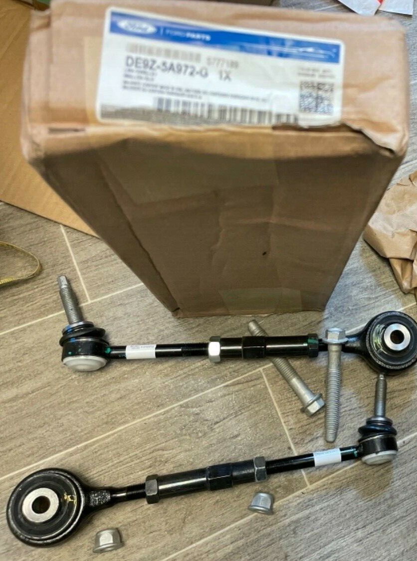 (1) NEW GENUINE FORD OEM - DE9Z 5A972 G - LINK - NEW