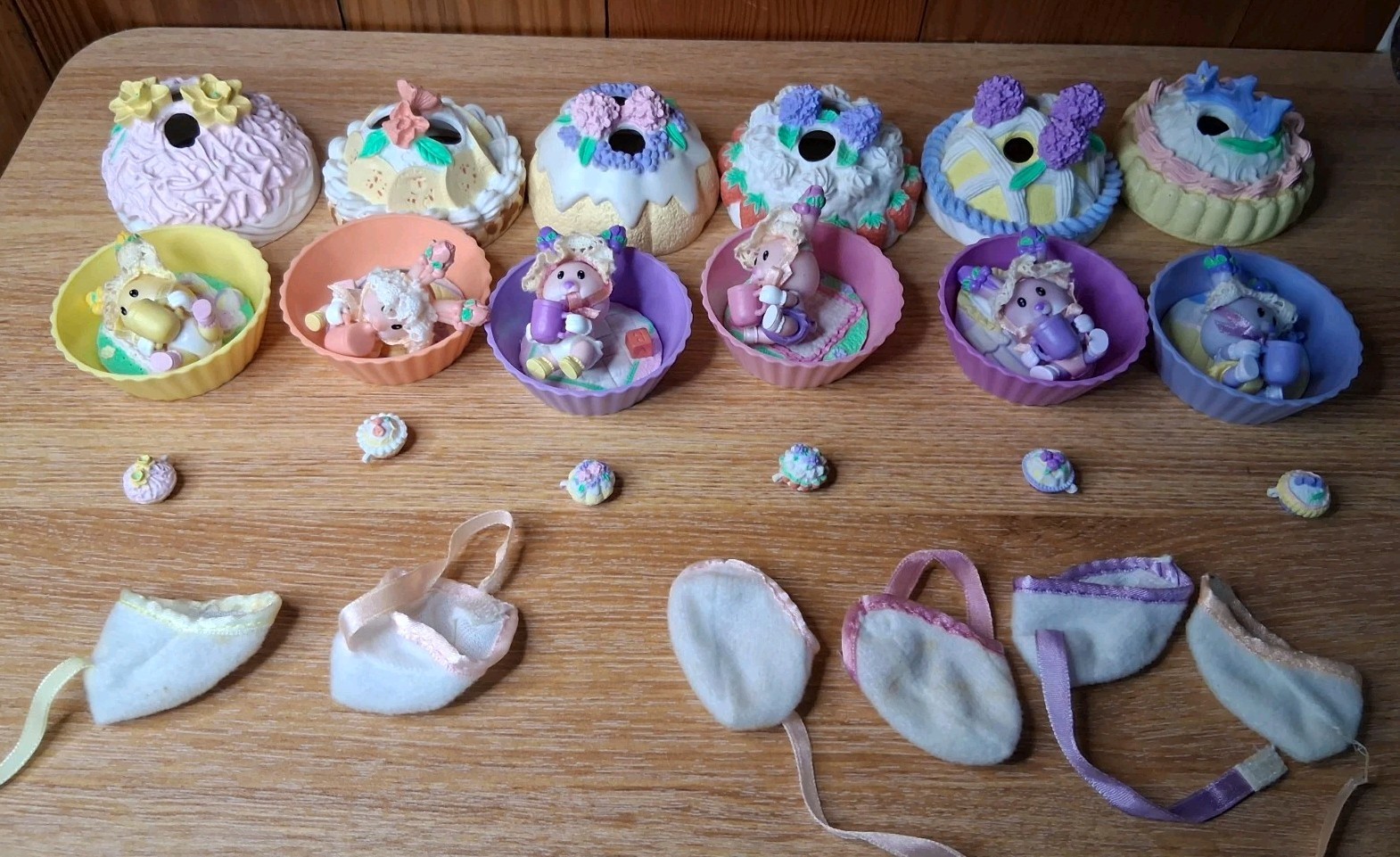 Hide n' Peek Tea Party Baby Tea Bunnies  Bunny All 6 Sold In Stores 