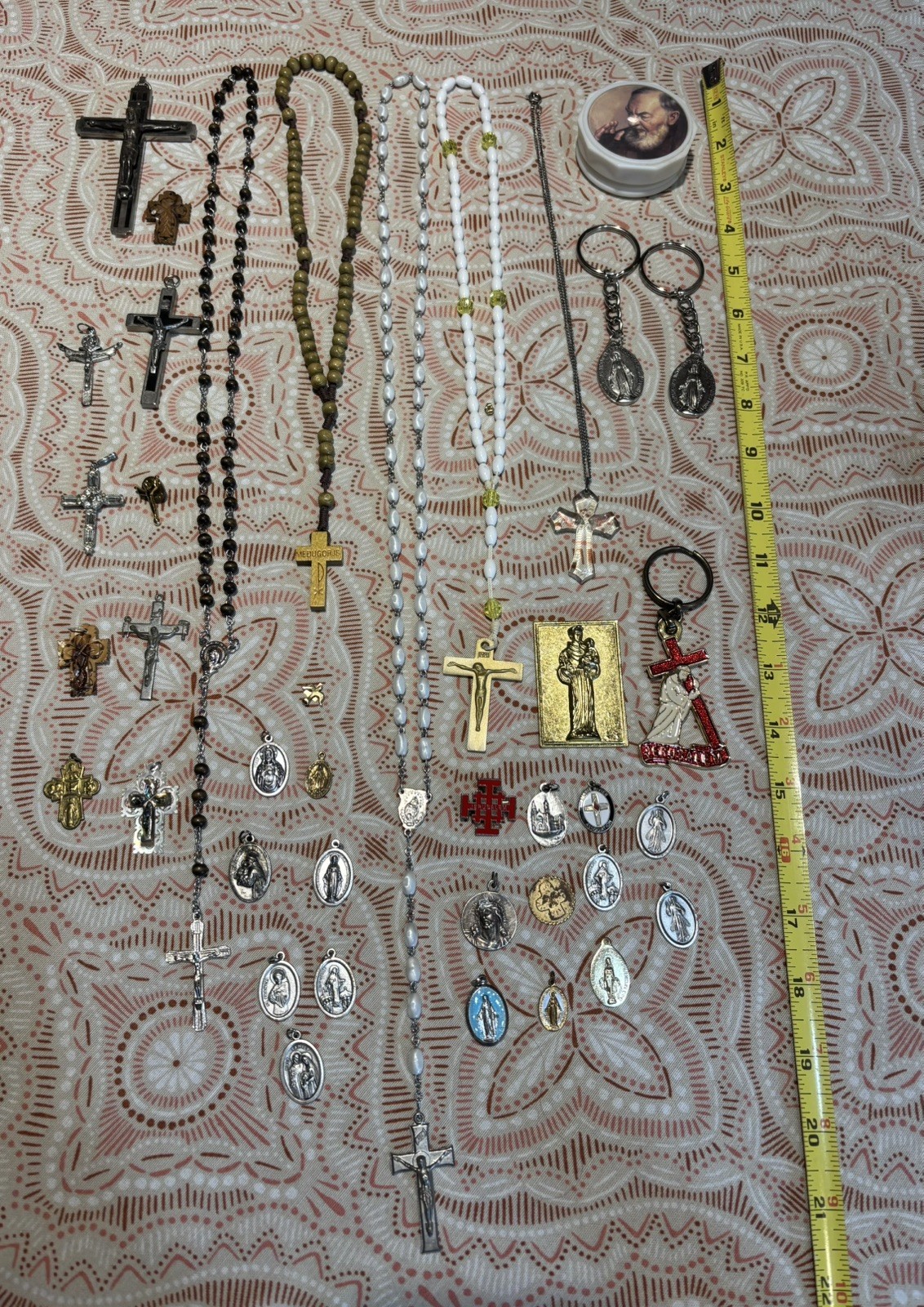 Vintage Lot Religious Catholic Medallion, Rosaries, Crucifix/Cross etc, 24 pcs