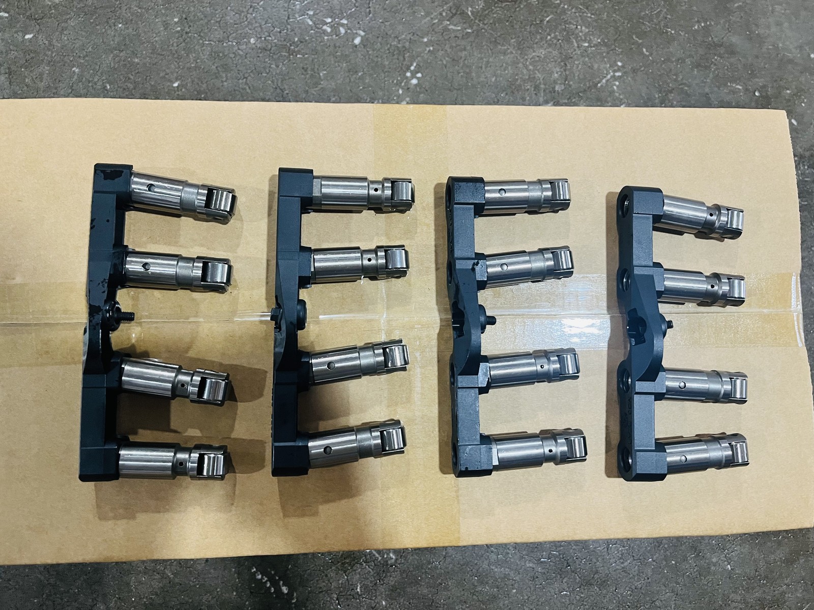 Hydraulic Lifters Complete SET Front & Back OEM Mopar 2X 5038785AD 2X 5038786AD Hydraulic Lifters Complete SET Front & Back OEM Mopar 2X 5038785AD 2X 5038786AD