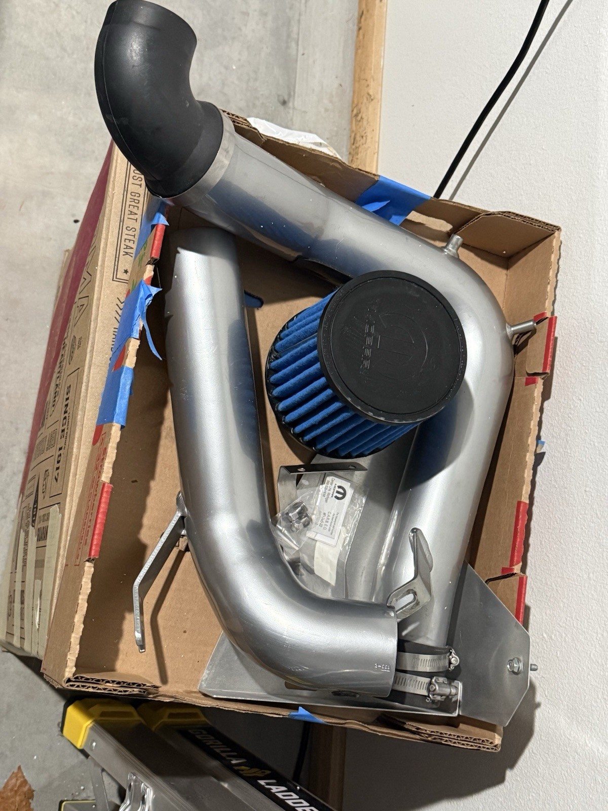 Mopar 2003-2005 Neon SRT4 cold air Intake Authentic Rare & Discontinued