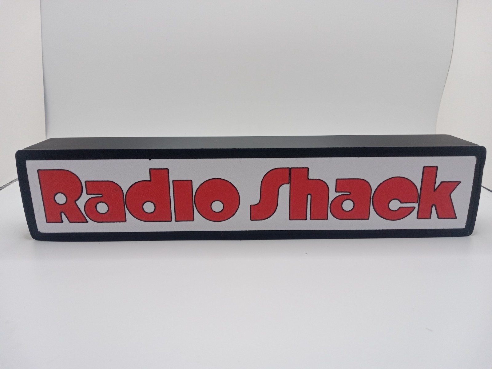 Retro Radio Shack logo 10\