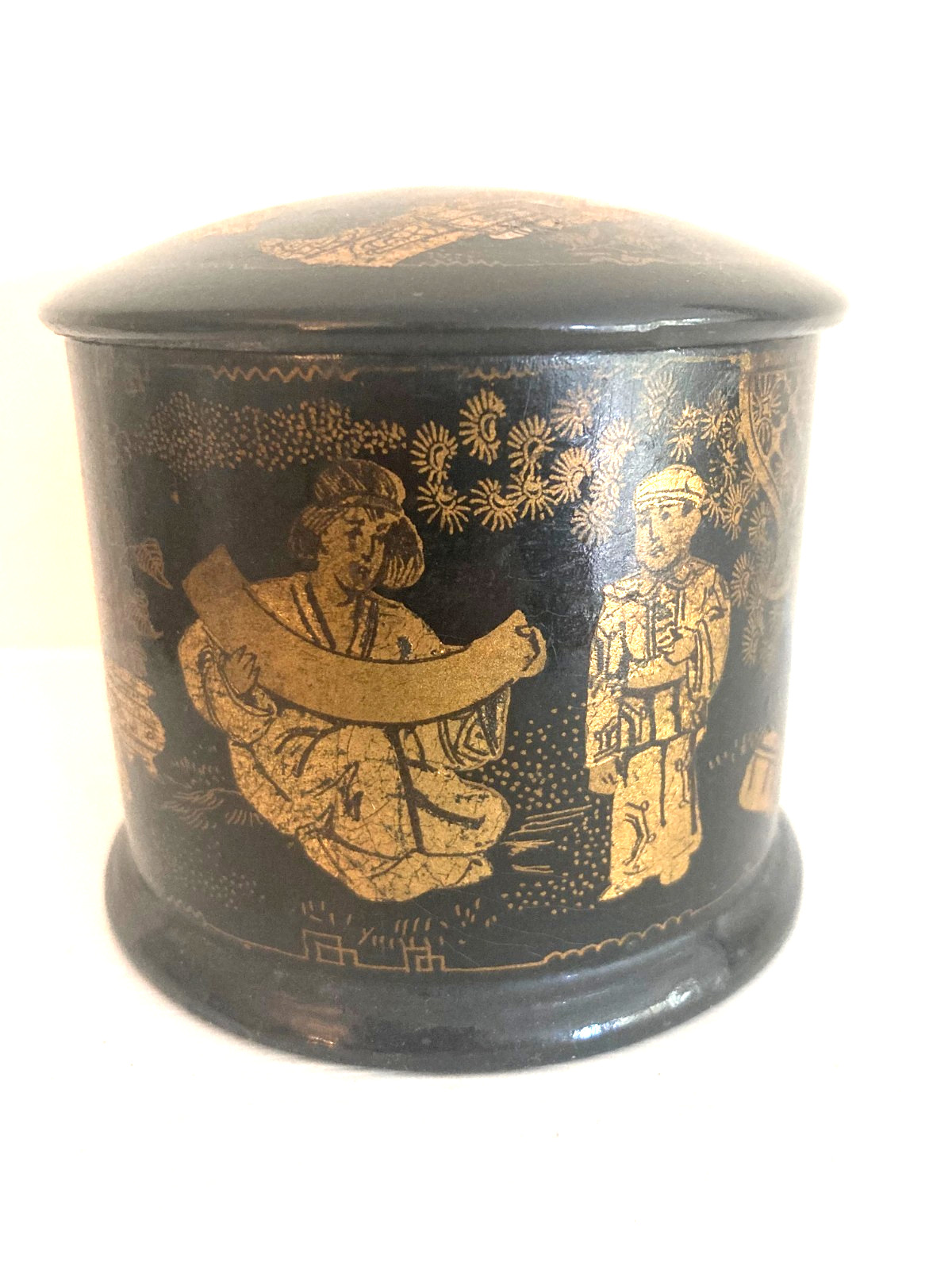 Antique Lacquered Papier Mâché Round Box Asian Oriental Decoration 19th century