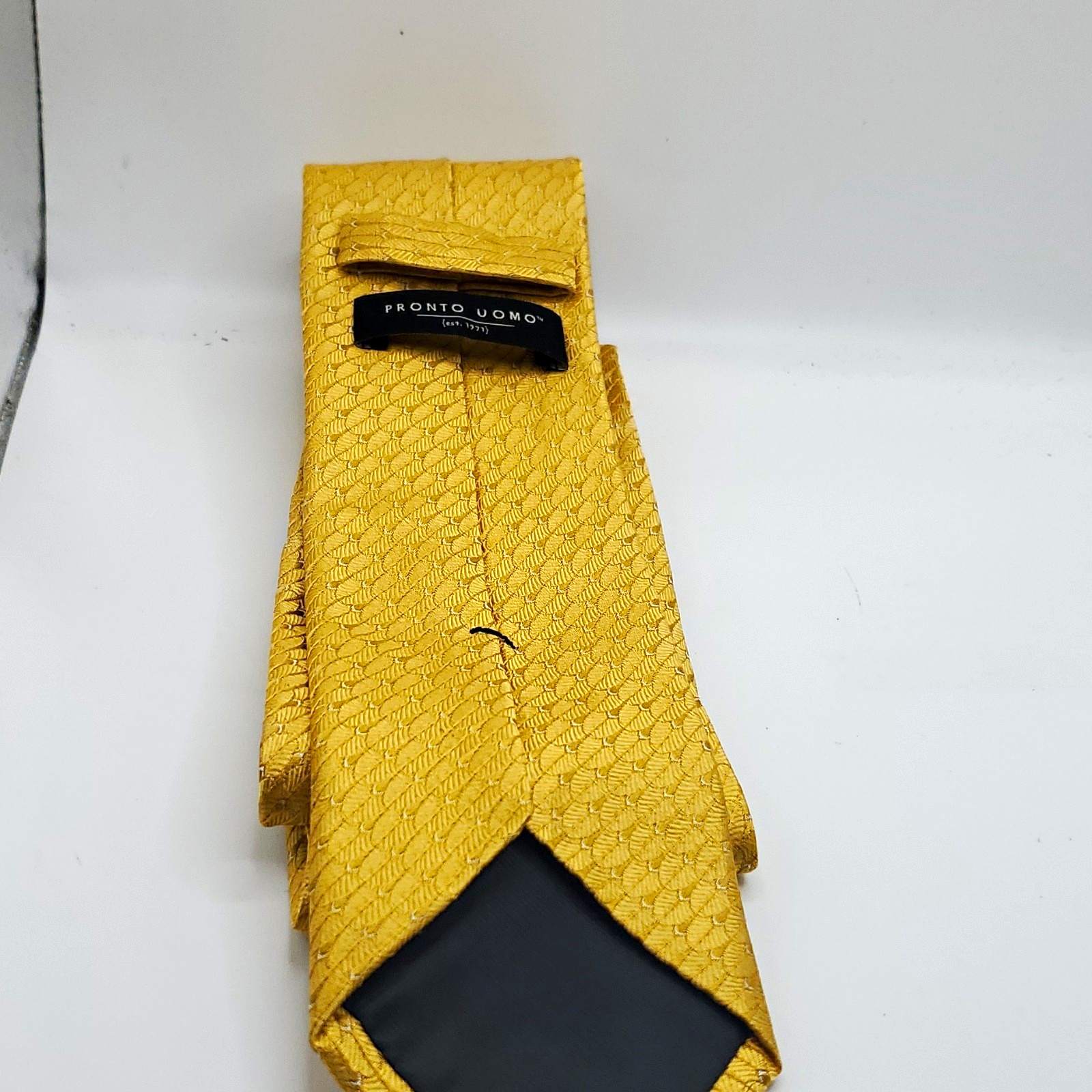 Pronto Uomo Gold Geometric Pattern Woven Silk Men\'s Necktie Neck Tie Pronto Uomo Gold Geometric Pattern Woven Silk Men\'s Necktie Neck Tie