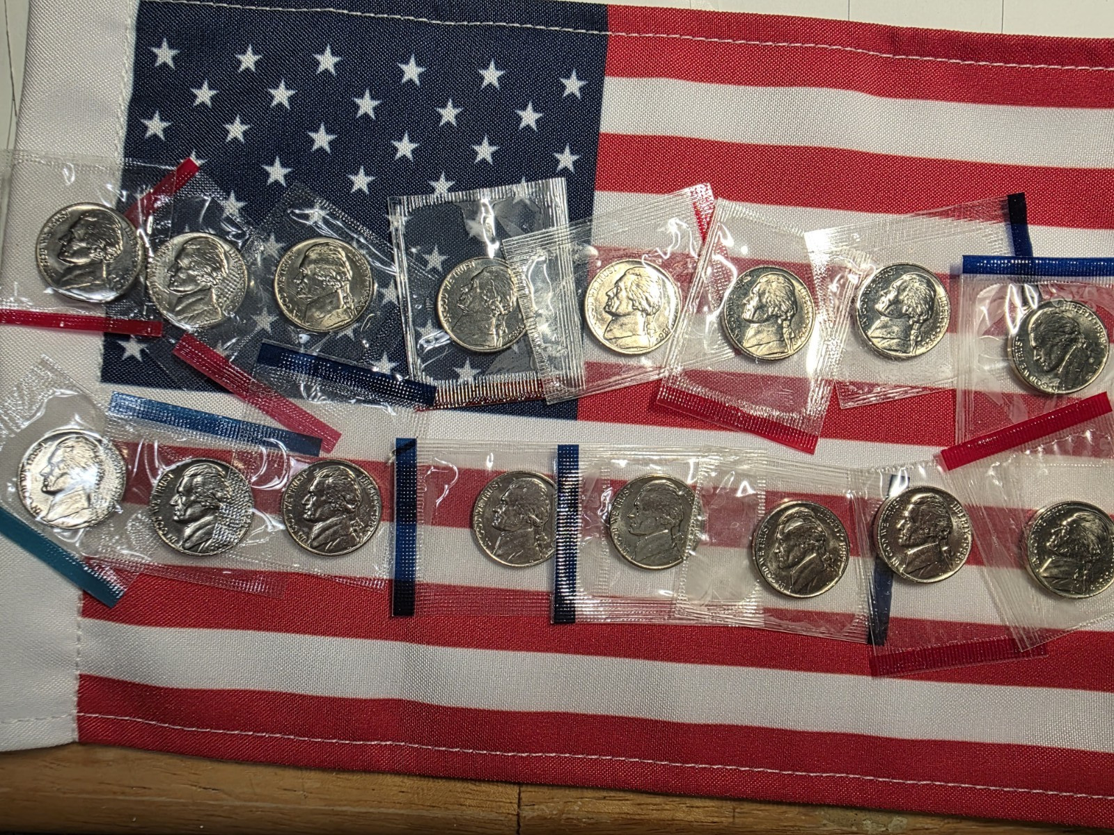 1980-1981 1984-1989 P D Jefferson Nickel Mint Cello Set BU 1980-1981 1984-1989 P D Jefferson Nickel Mint Cello Set BU
