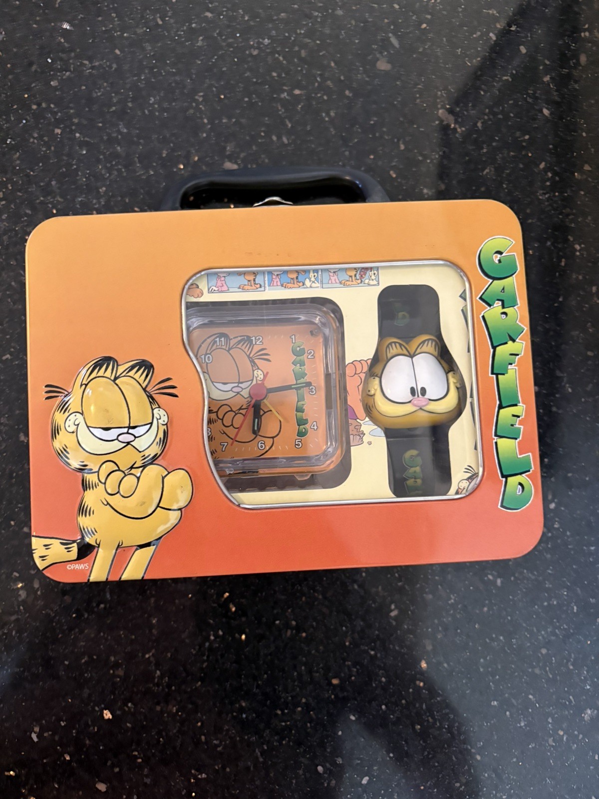 VERY RARE Brand New Vintage Garfield Metal Lunch Box With Watch & Clock VERY RARE Brand New Vintage Garfield Metal Lunch Box With Watch & Clock