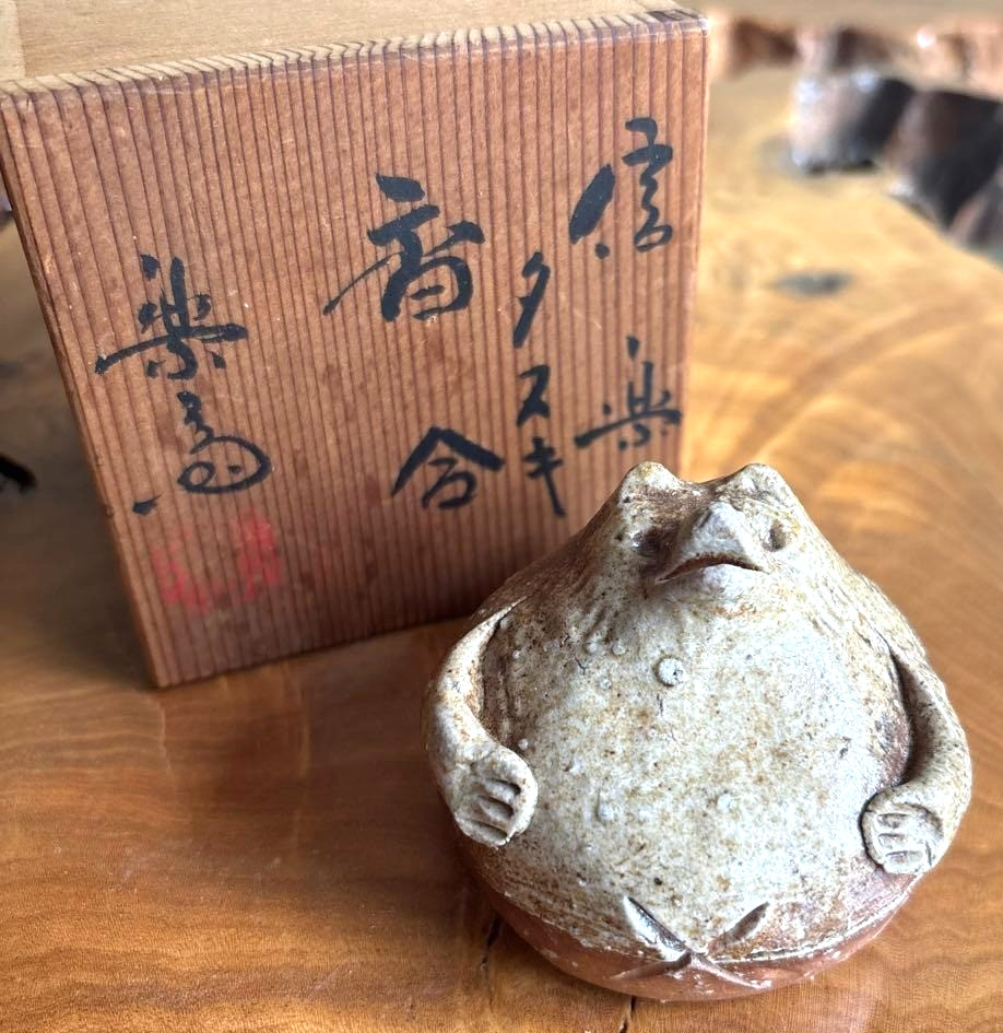 Shigaraki Ware Tanuki Pottery Raccoon Dog Incense Container Φ7×H5cm w/ Box Japan