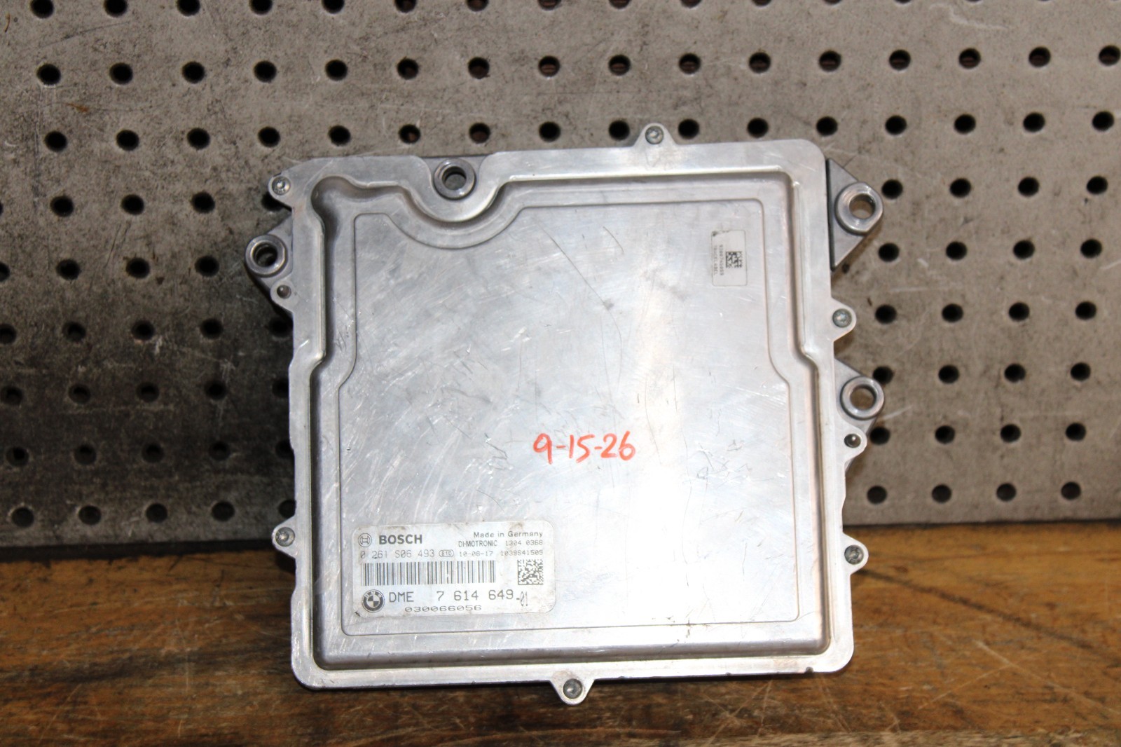 2011 BMW 535i N55 Engine Computer ECU ECM DME MEVD172 12147618551 OEM