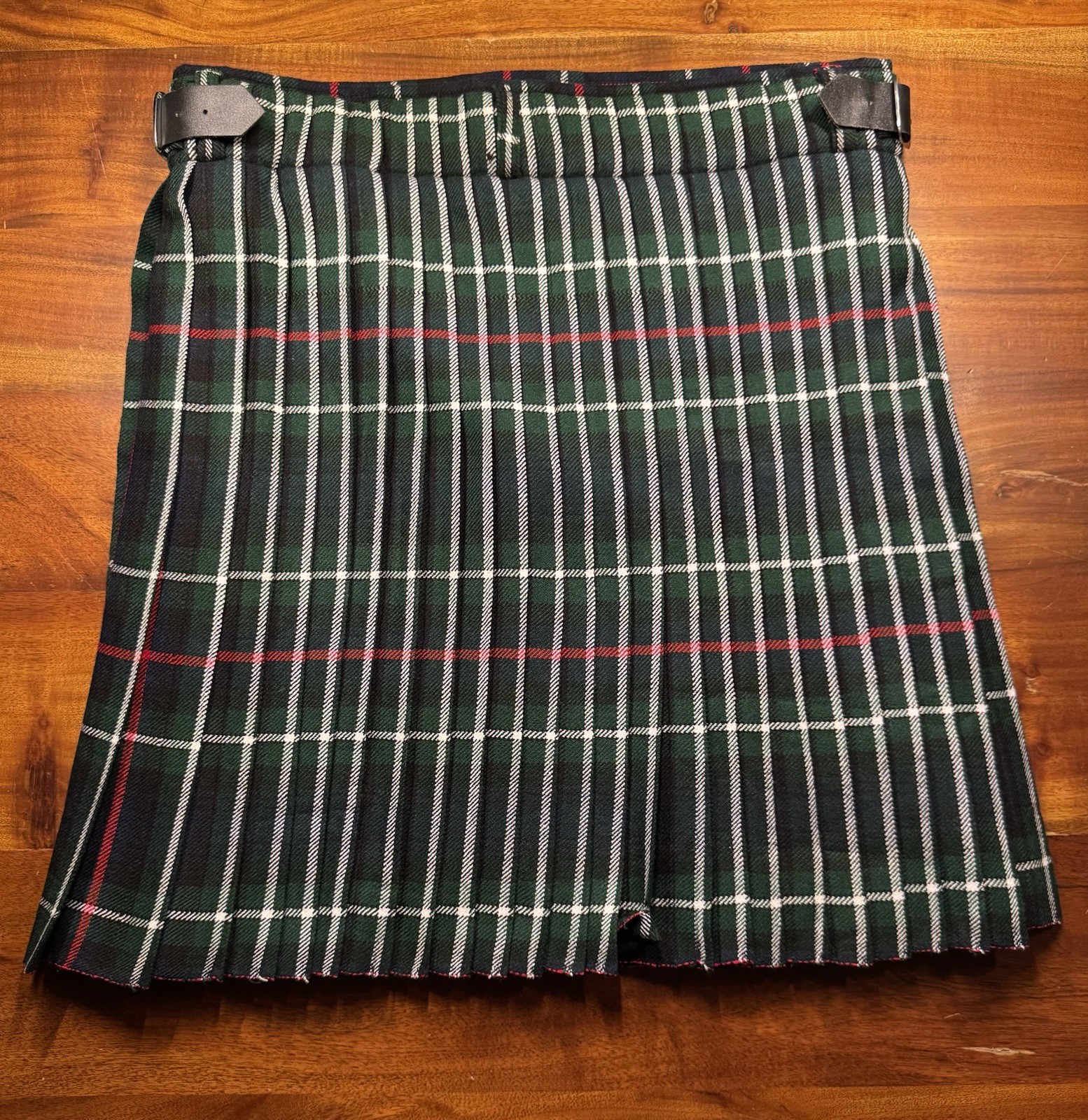 Mackenzie Tartan Kilt Size 46 Plaid Pleated Scottish Design Acrylic Mid East MFG Mackenzie Tartan Kilt Size 46 Plaid Pleated Scottish Design Acrylic Mid East MFG