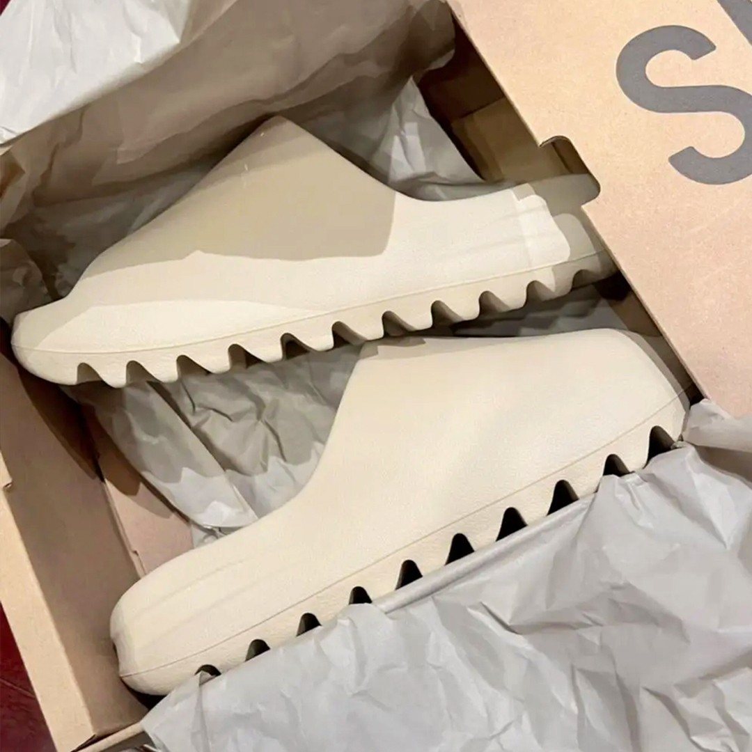 New Adidas Yeezy Slide Bone FZ5897 Unisex Slipper Outdoor Sandal Without Box New Adidas Yeezy Slide Bone FZ5897 Unisex Slipper Outdoor Sandal Without Box