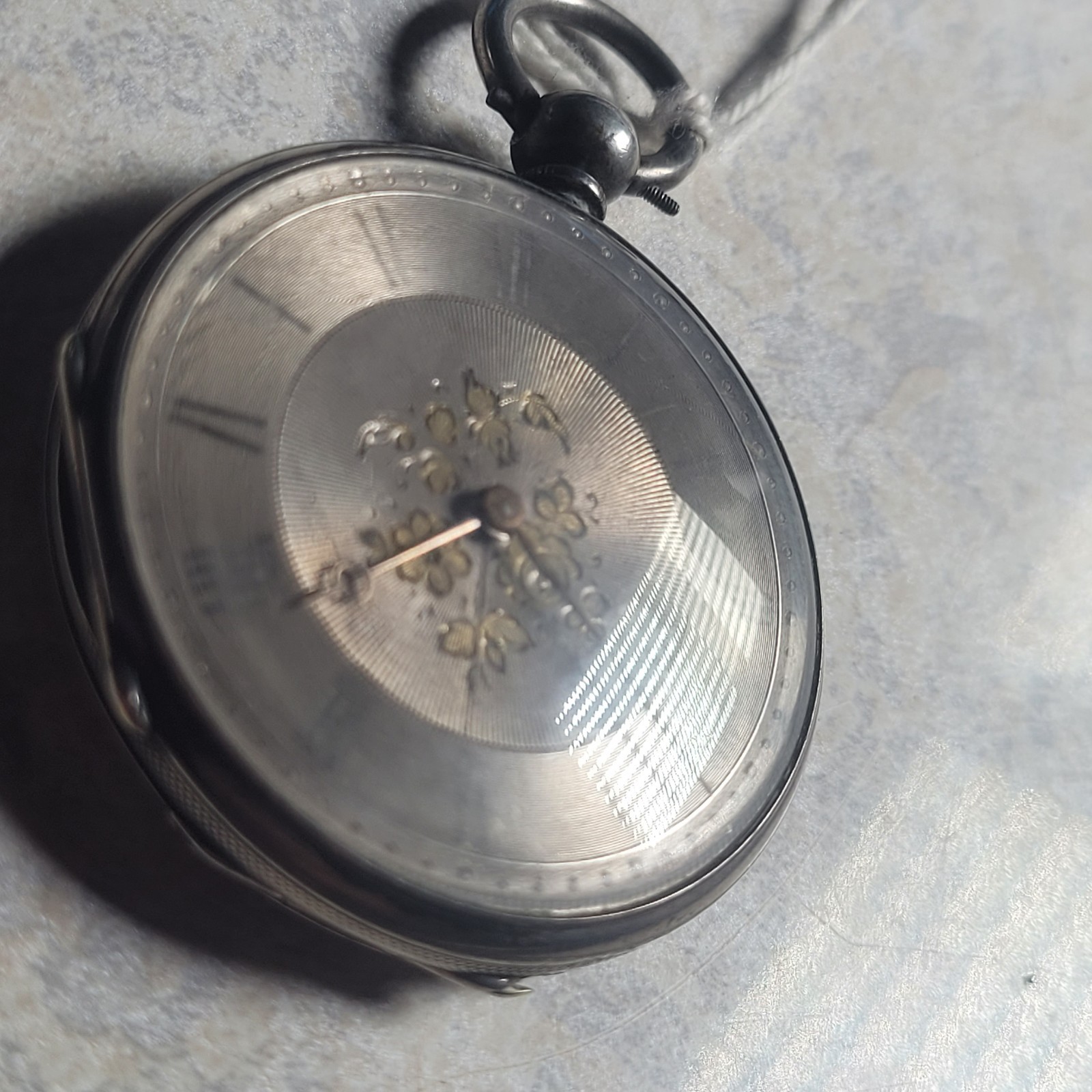 Beautiful Antique Fine Silver Thin Cased Silver Dial Pocket Watch
