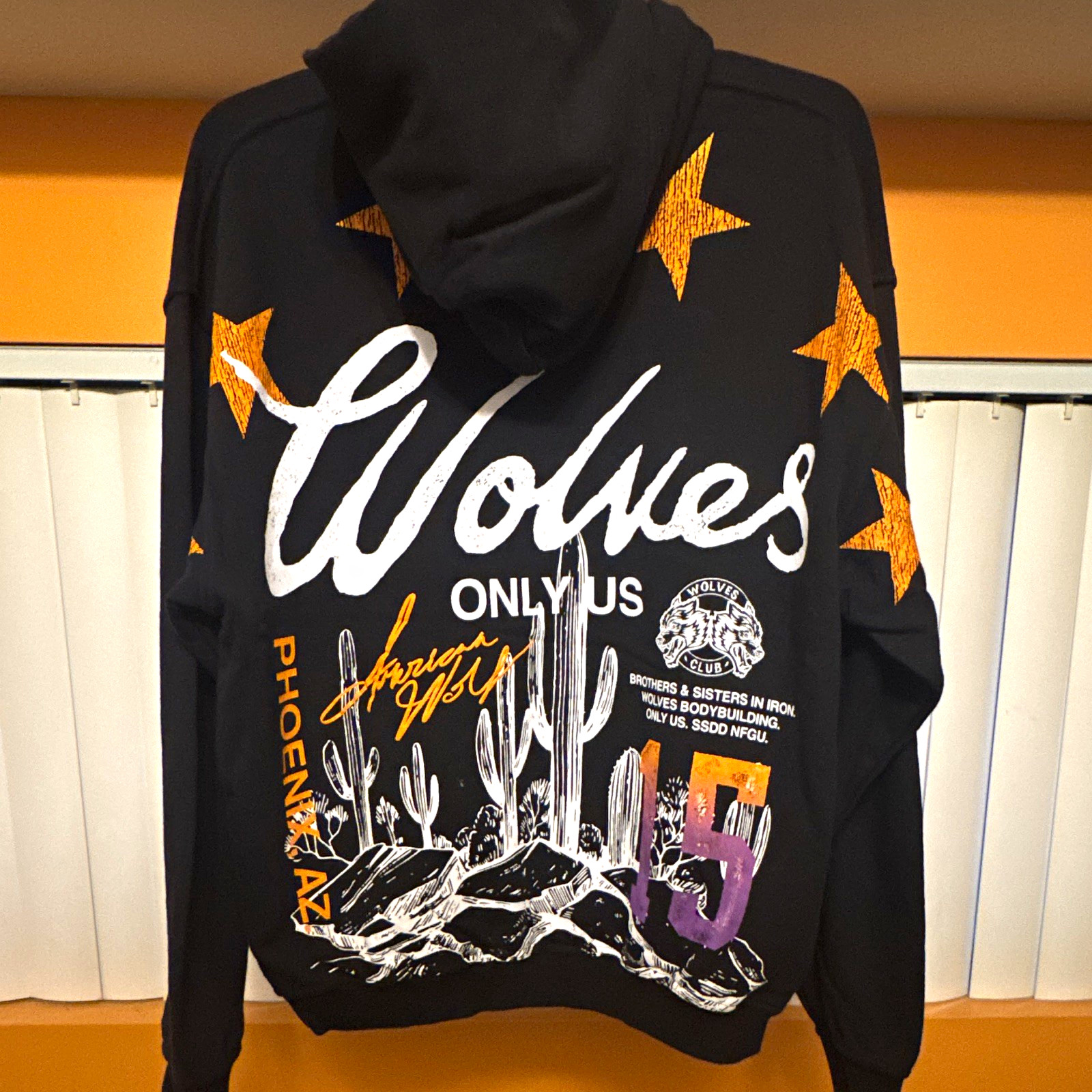 Darc Sport Phoenix Arizona Wolves Bishop Black Hoodie Size Large NWT 67/1000 Darc Sport Phoenix Arizona Wolves Bishop Black Hoodie Size Large NWT 67/1000