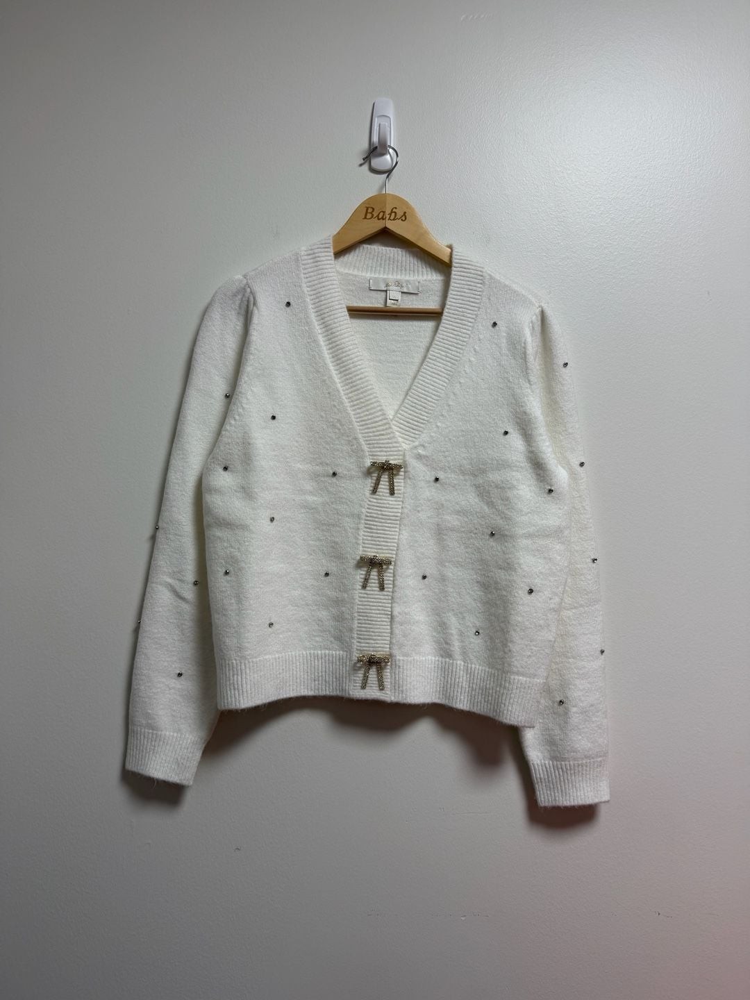 Lilly Pulitzer Ellorie Sweater Size M Coconut Rhinestone Cardigan Lilly Pulitzer Ellorie Sweater Size M Coconut Rhinestone Cardigan
