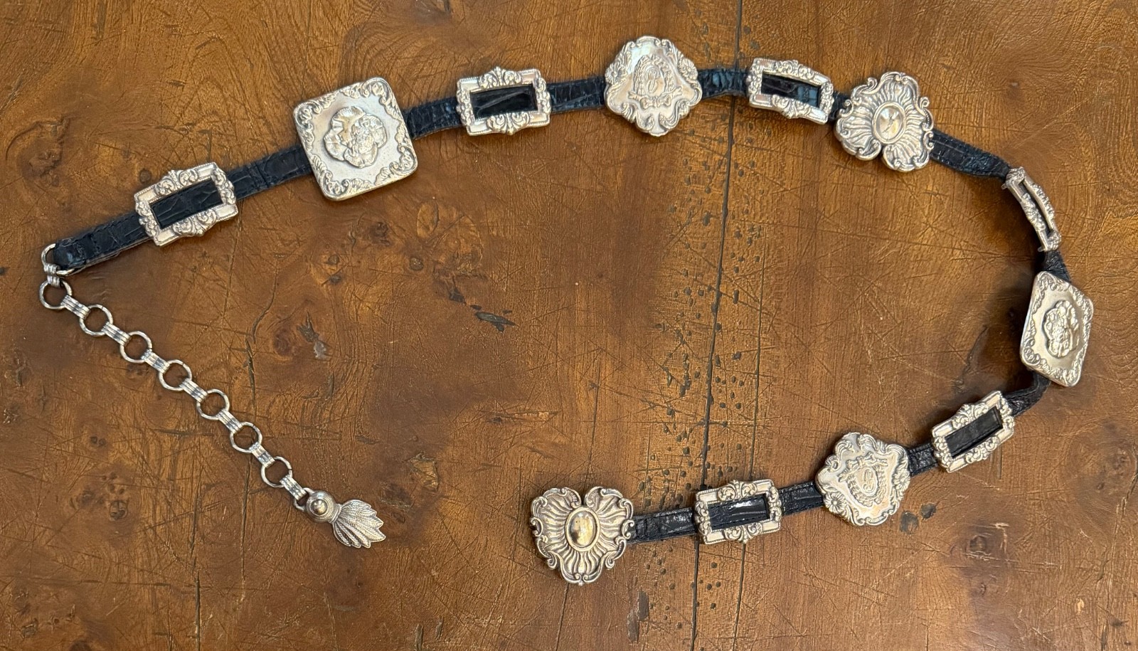 VTG 1993 Brighton Silver Cameo Concho Medallion Black Leather Belt M 41503 EUC